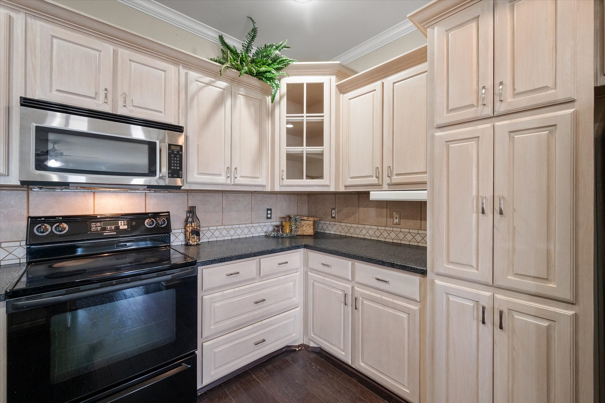 603 W 6th Avenue Corsicana TX 75110
