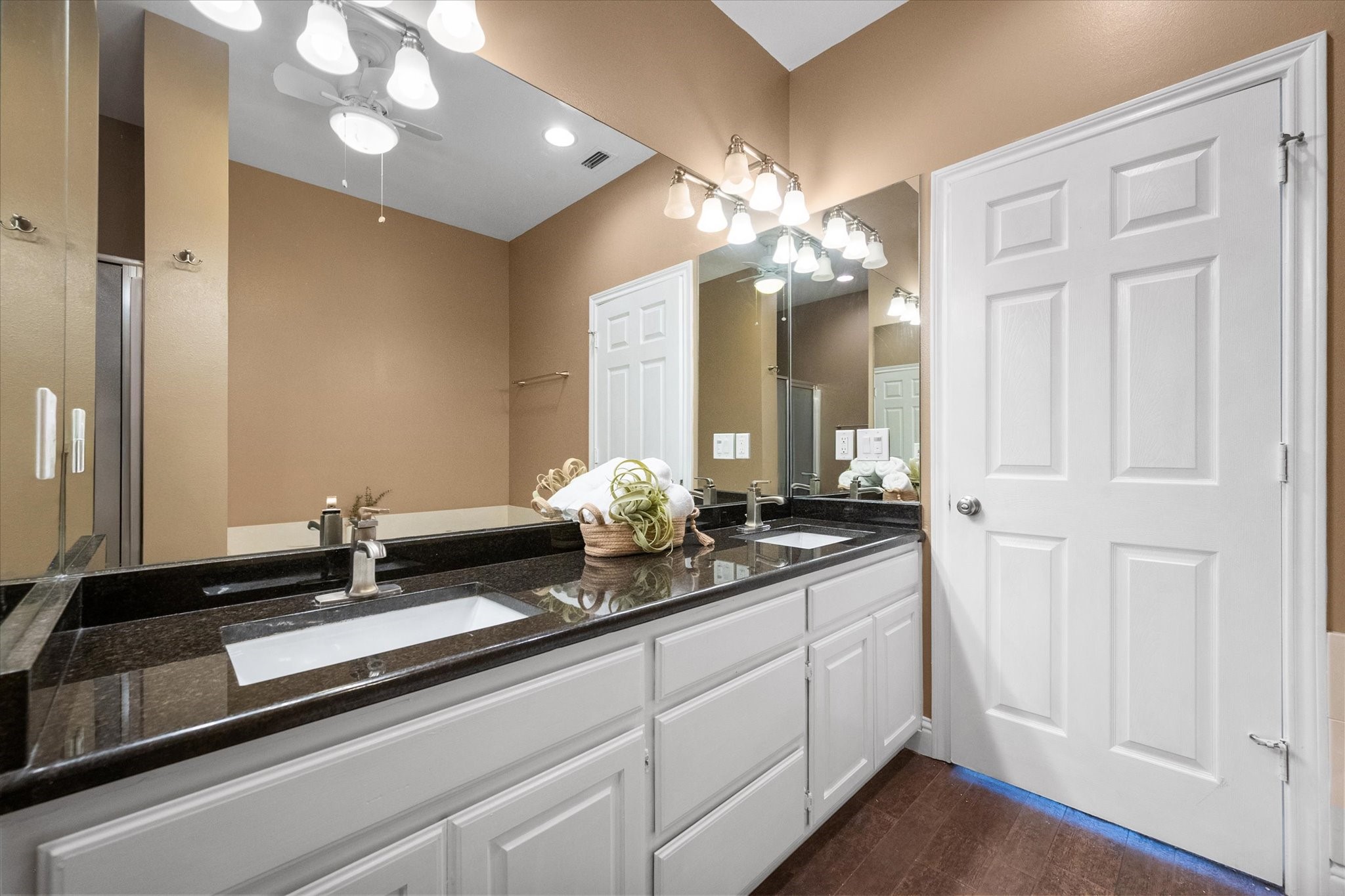 603 W 6th Avenue Corsicana TX 75110
