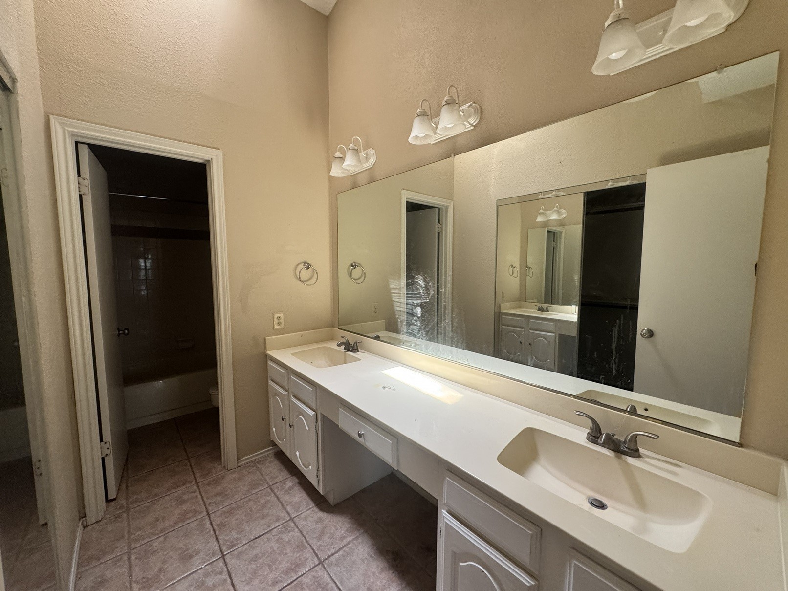 14333 Preston Road Dallas TX 75254