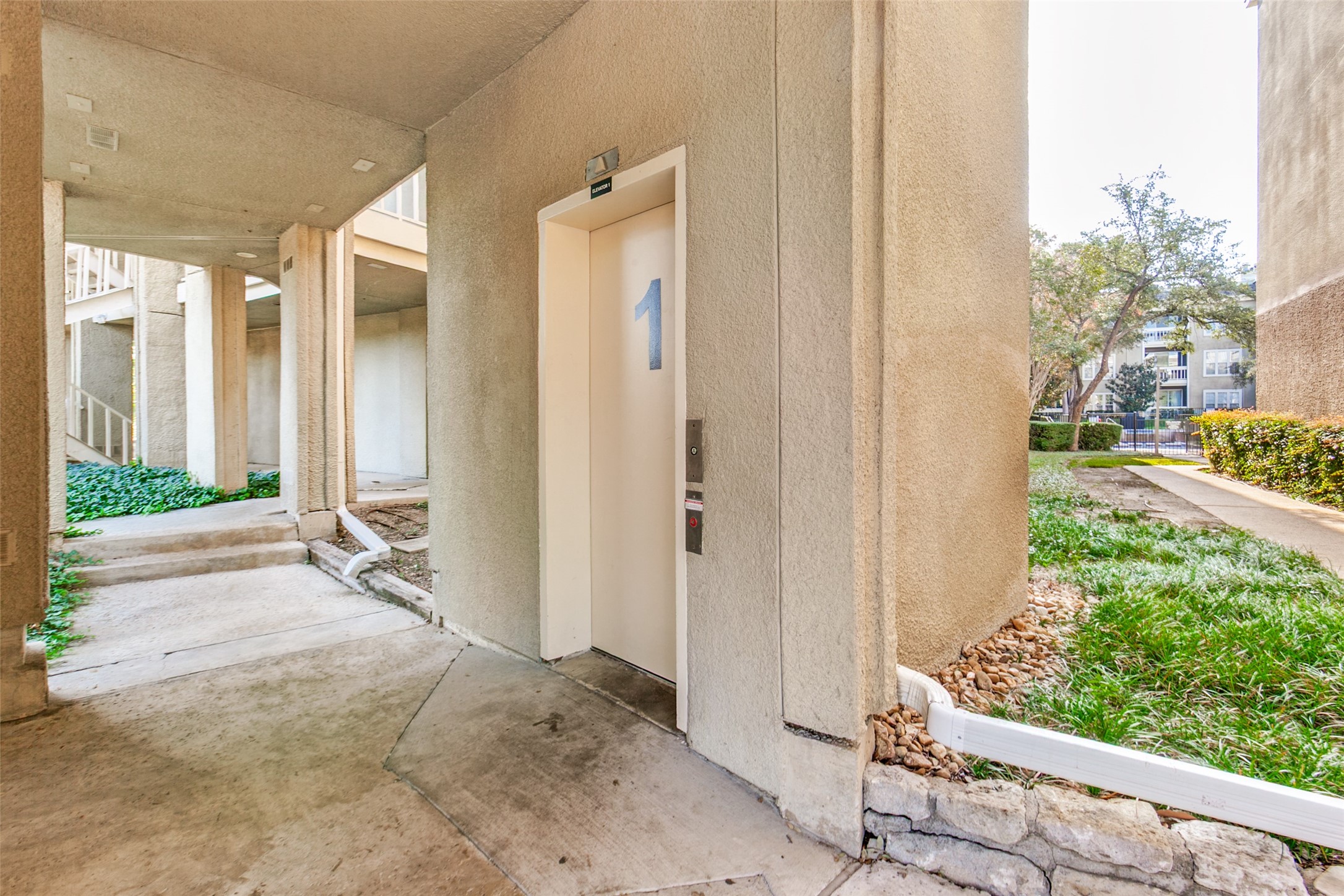 5310 Keller Springs Road Dallas TX 75248