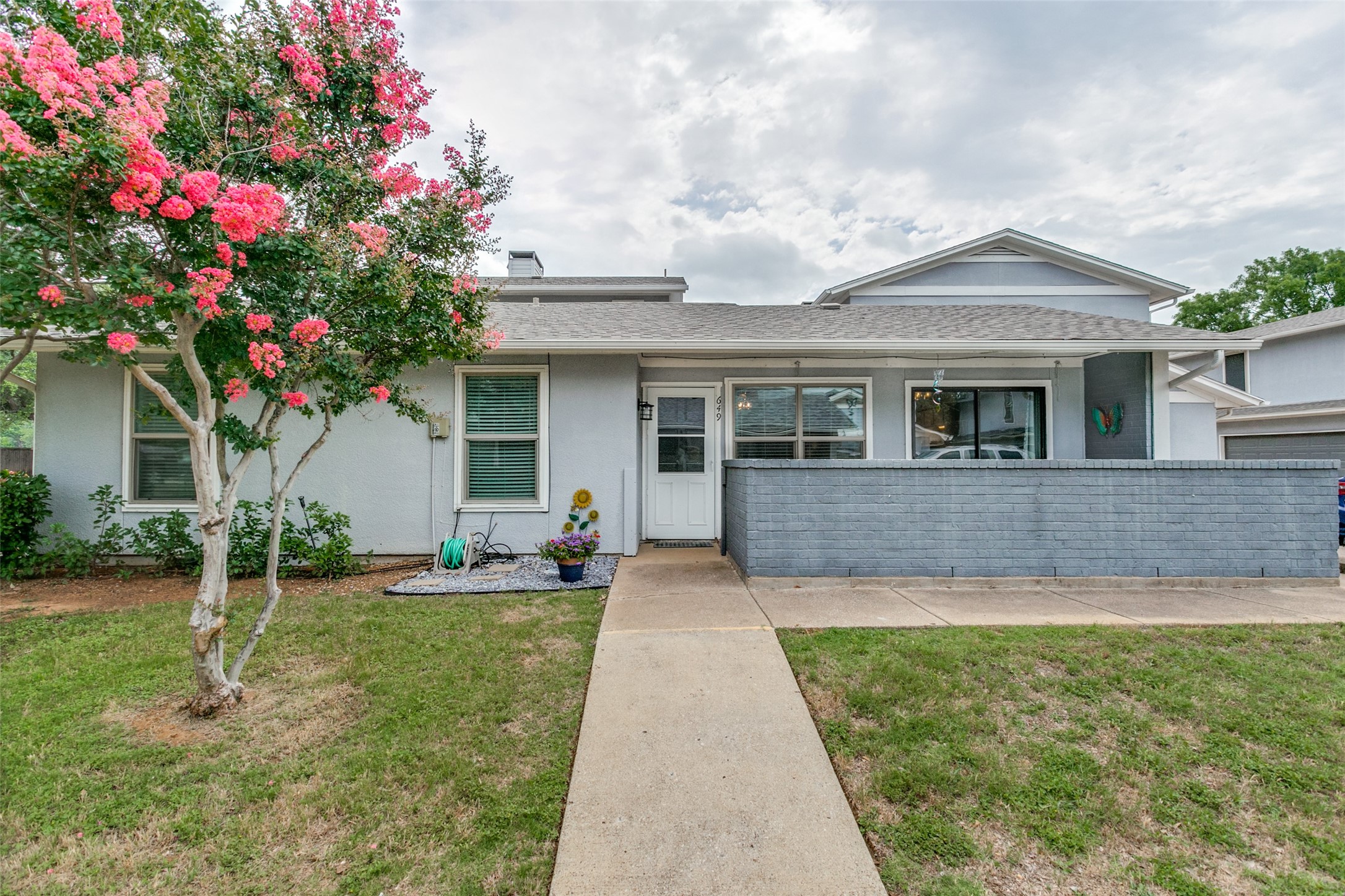 649 Timberline Drive Hurst TX 76053