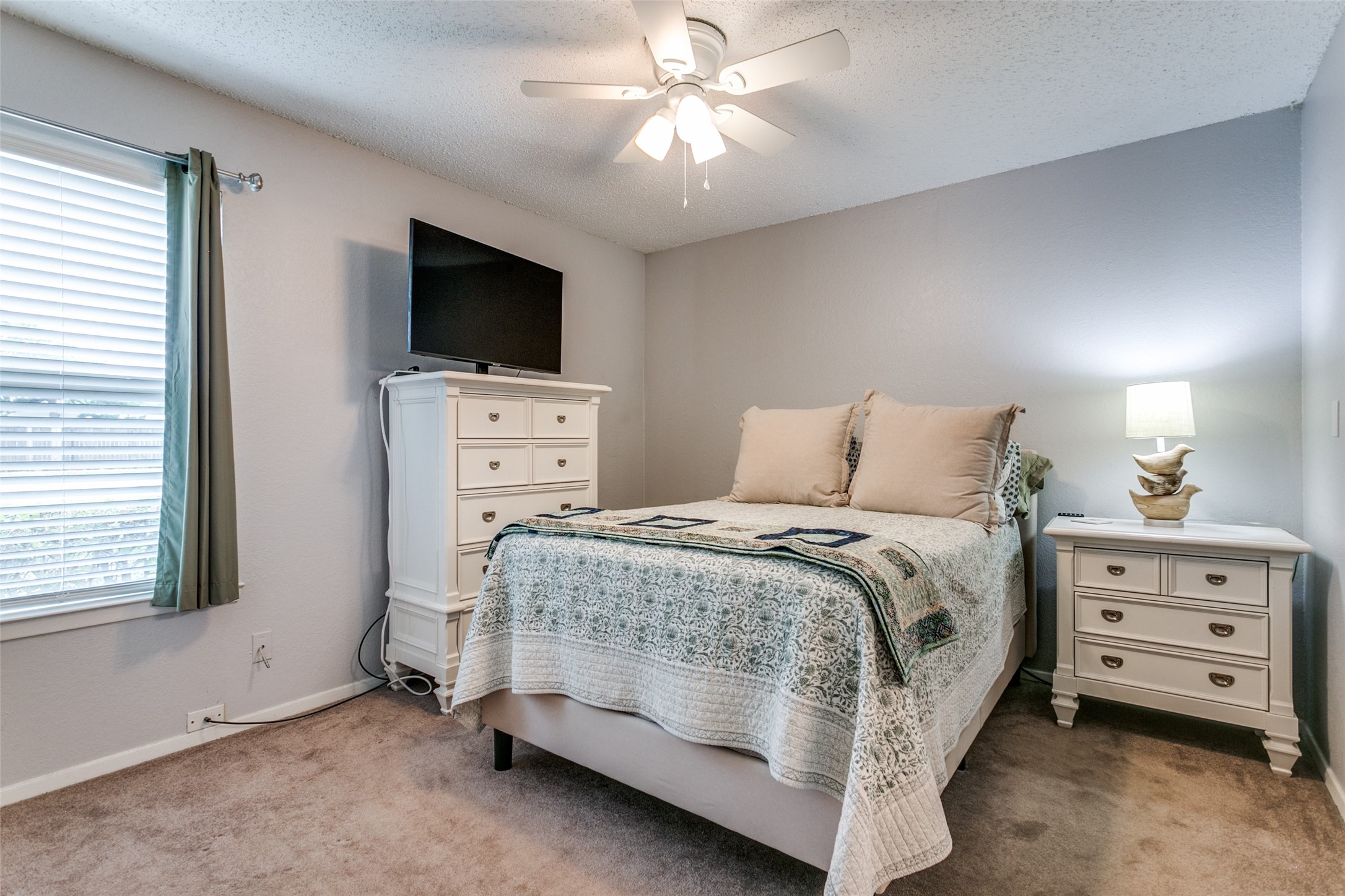 649 Timberline Drive Hurst TX 76053