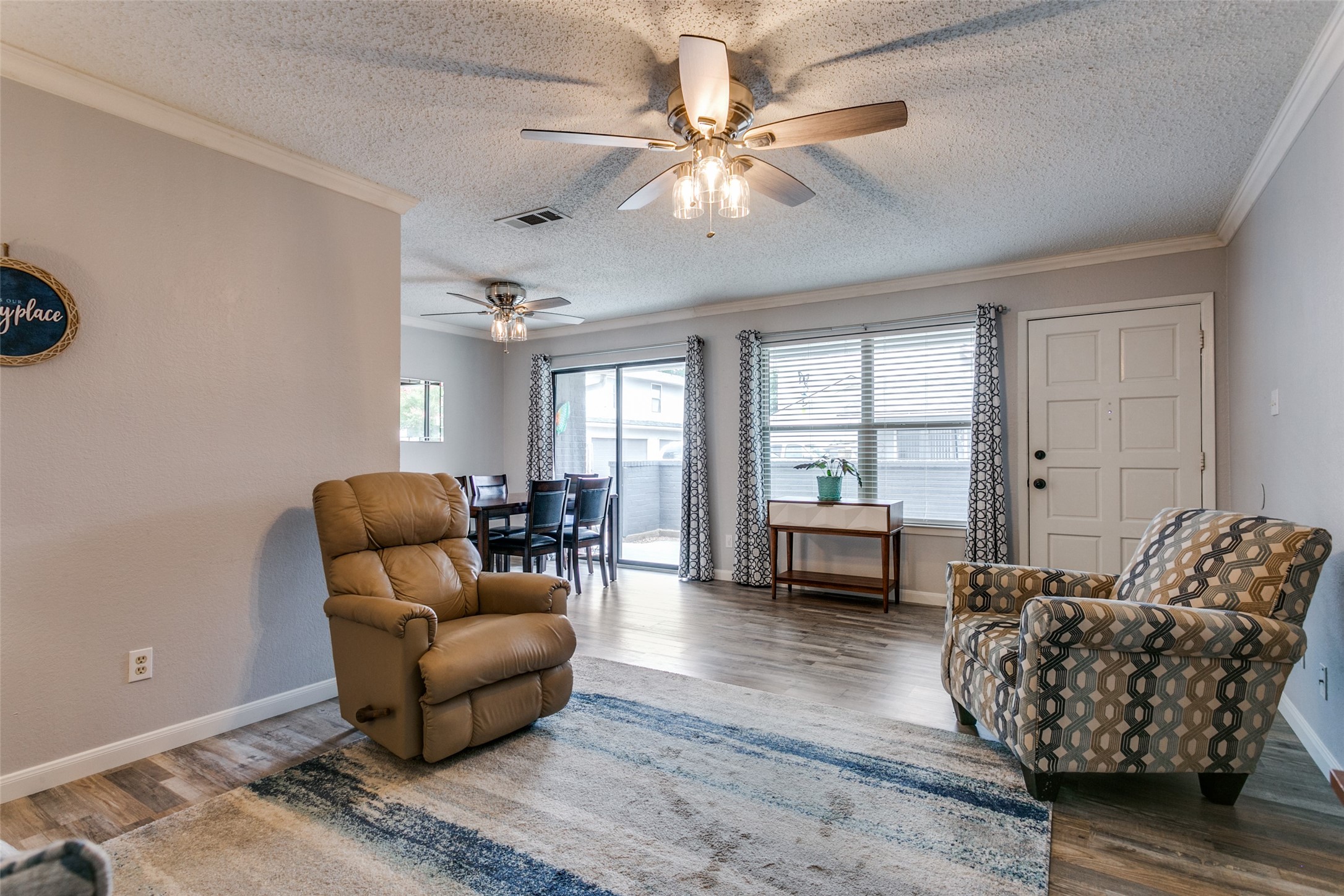 649 Timberline Drive Hurst TX 76053