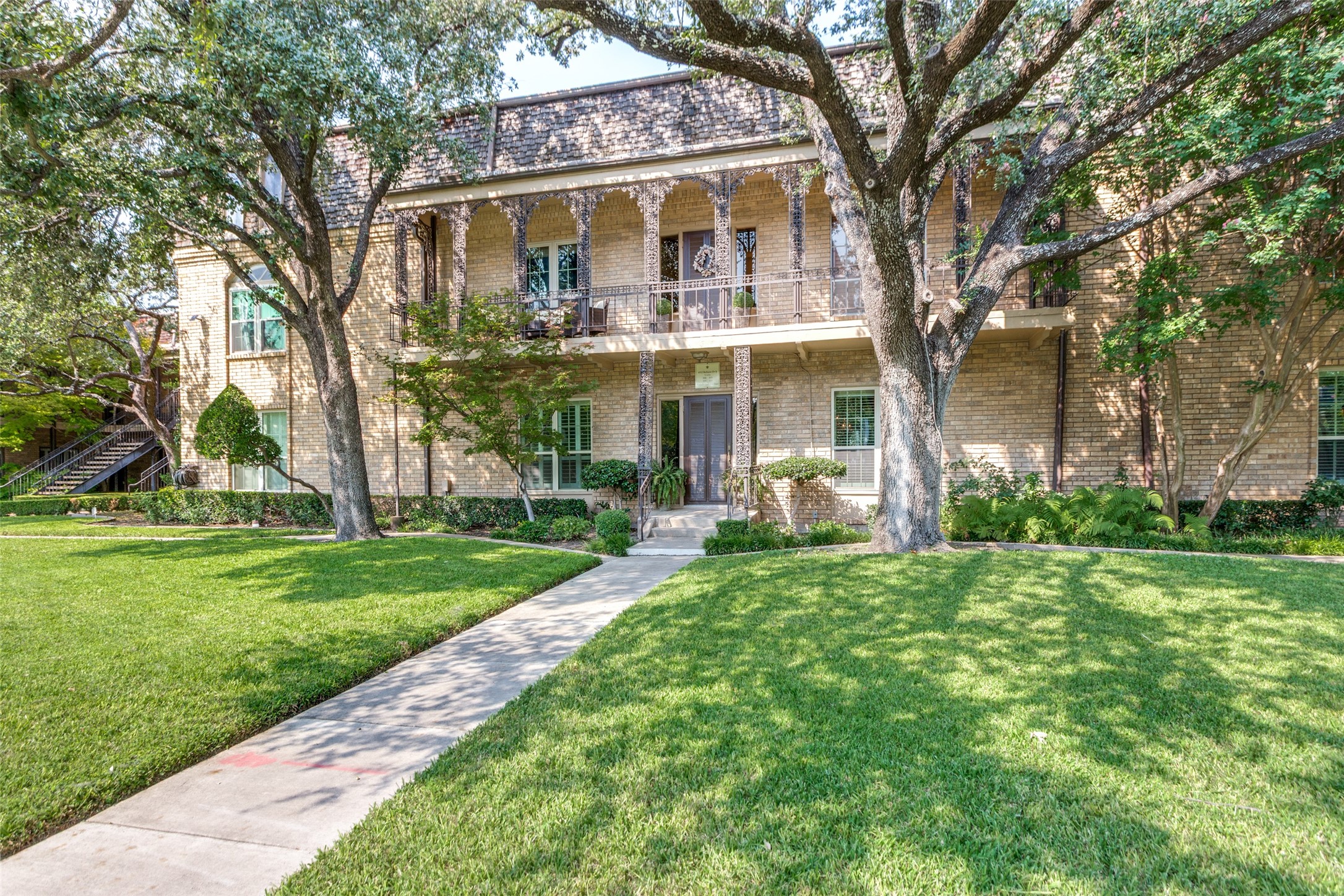 4312 Bellaire Drive S Fort Worth TX 76109