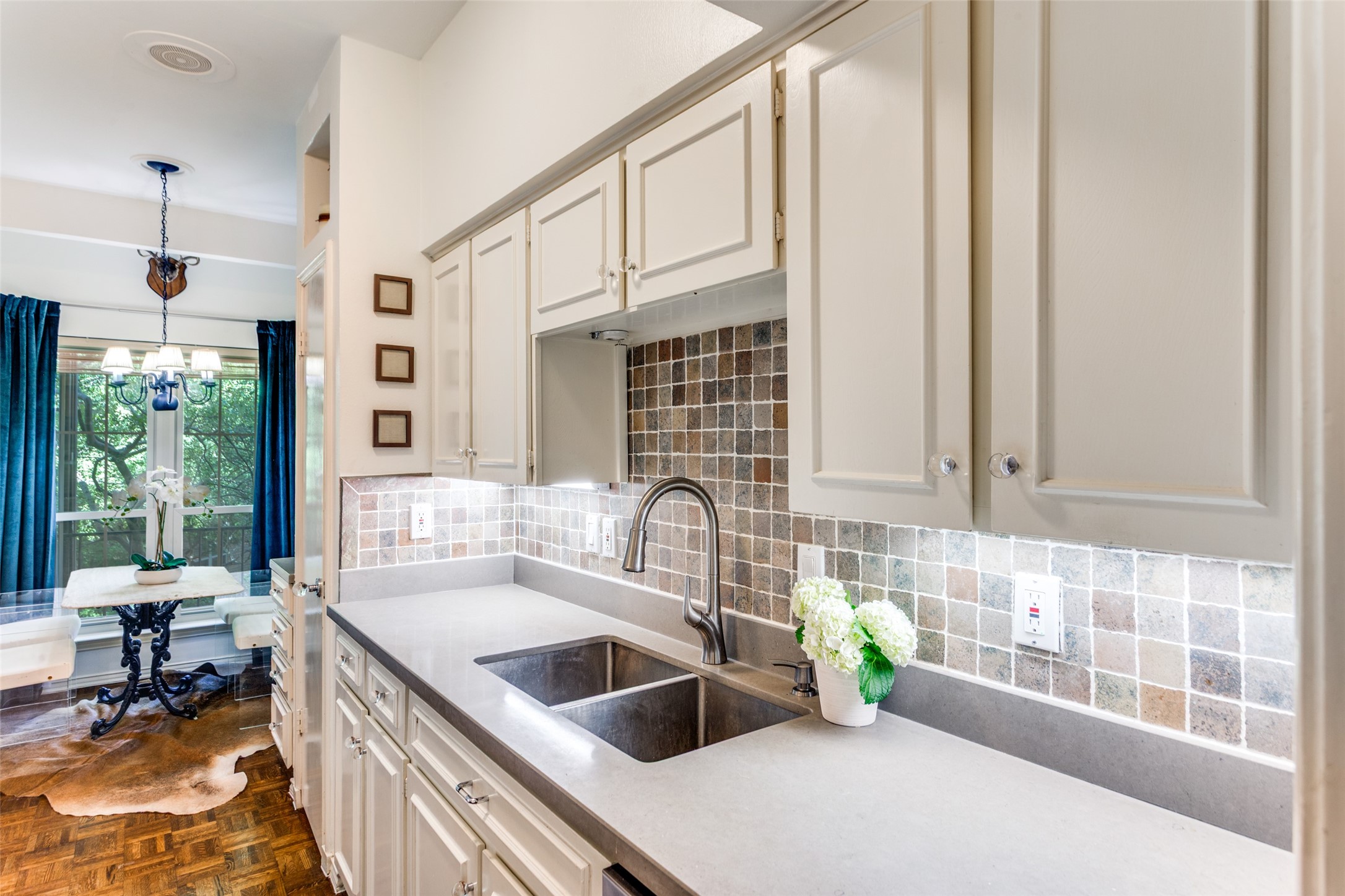 4312 Bellaire Drive S Fort Worth TX 76109