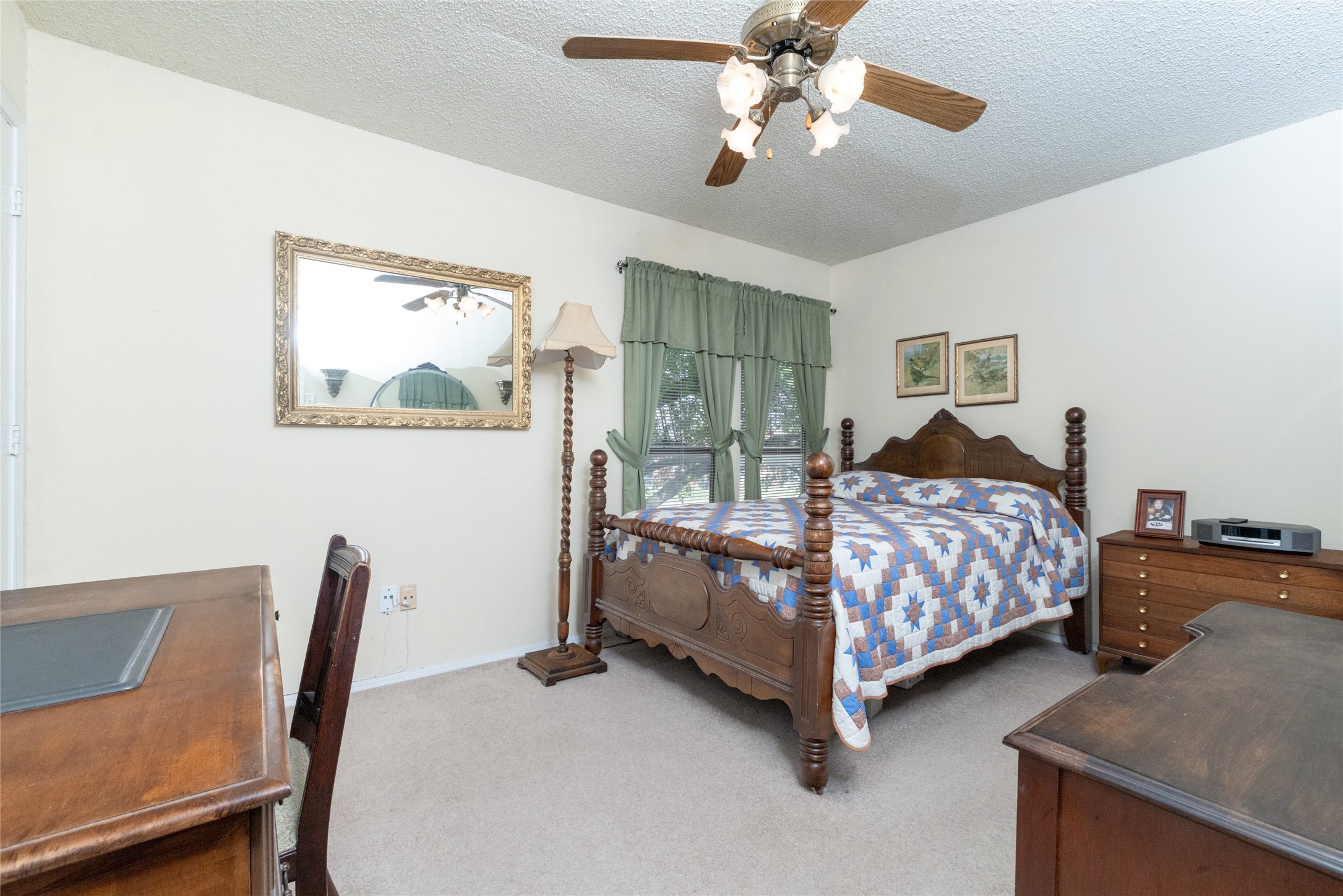 2331 N Davis Drive Arlington TX 76012