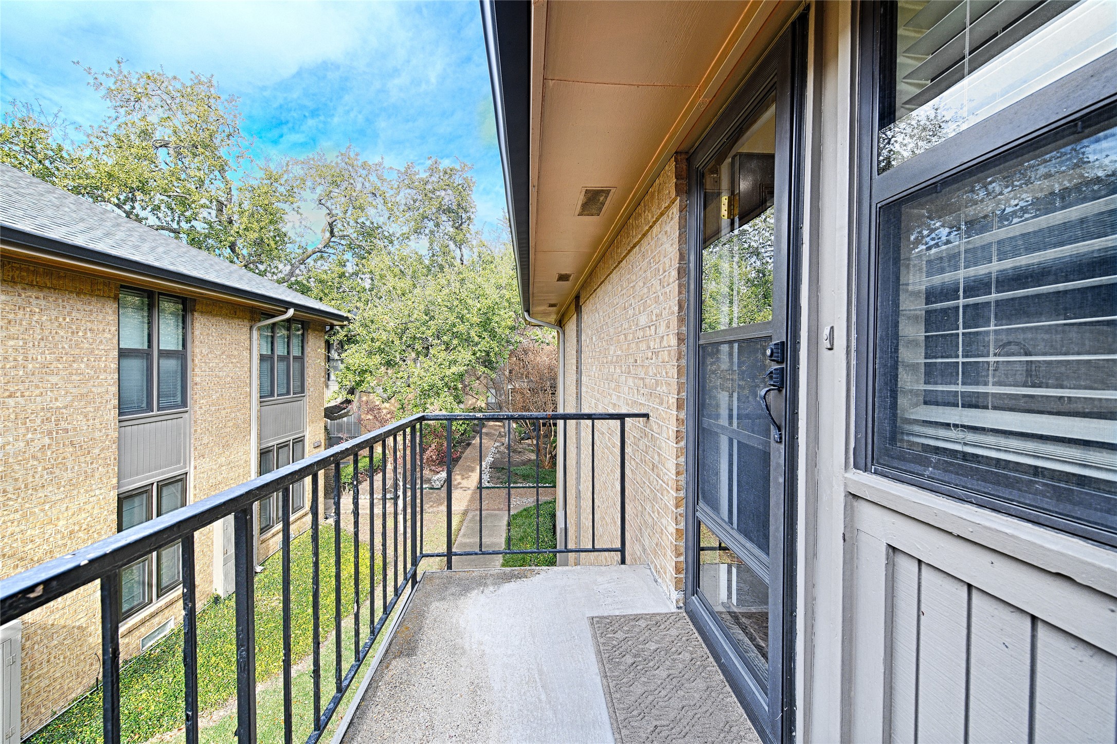 10757 Villager Road Dallas TX 75230
