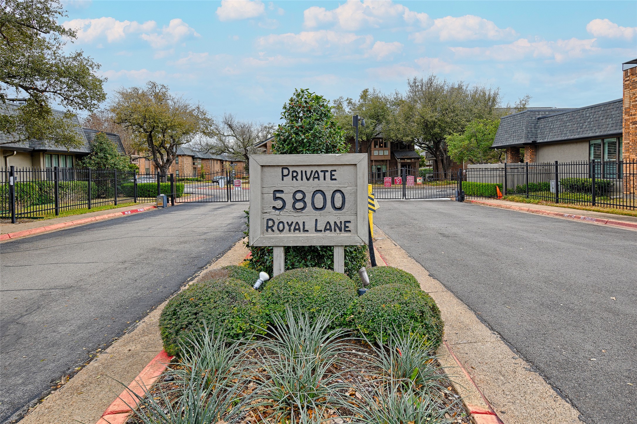 10757 Villager Road Dallas TX 75230