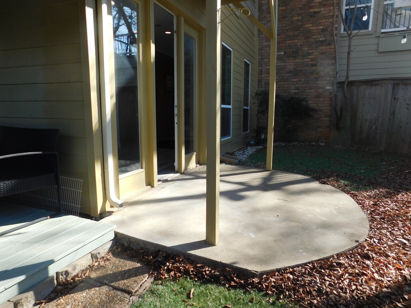 622 Crowley Road Arlington TX 76012