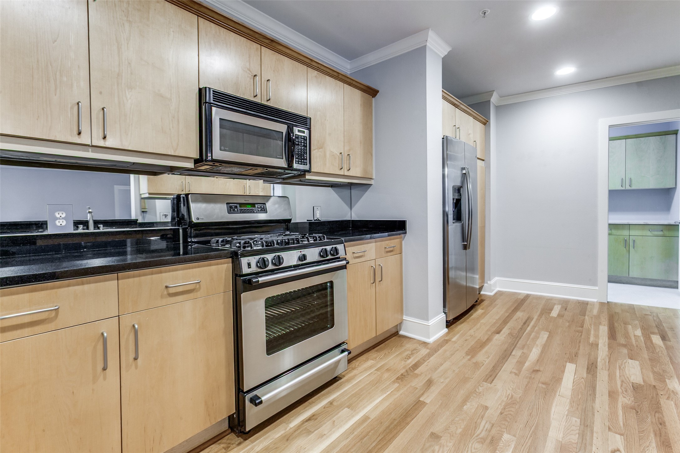 5055 Addison Circle Addison TX 75001