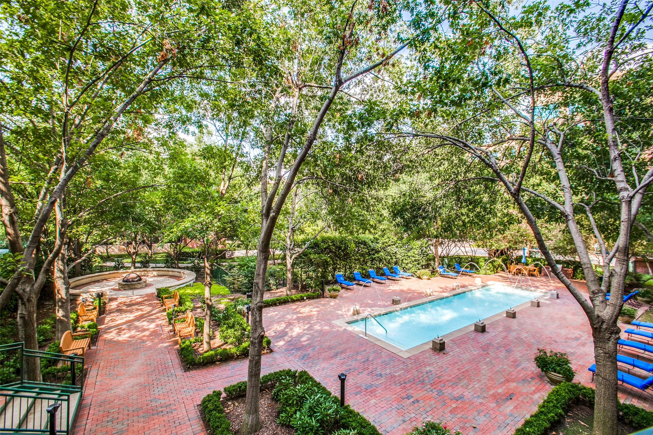 5055 Addison Circle Addison TX 75001
