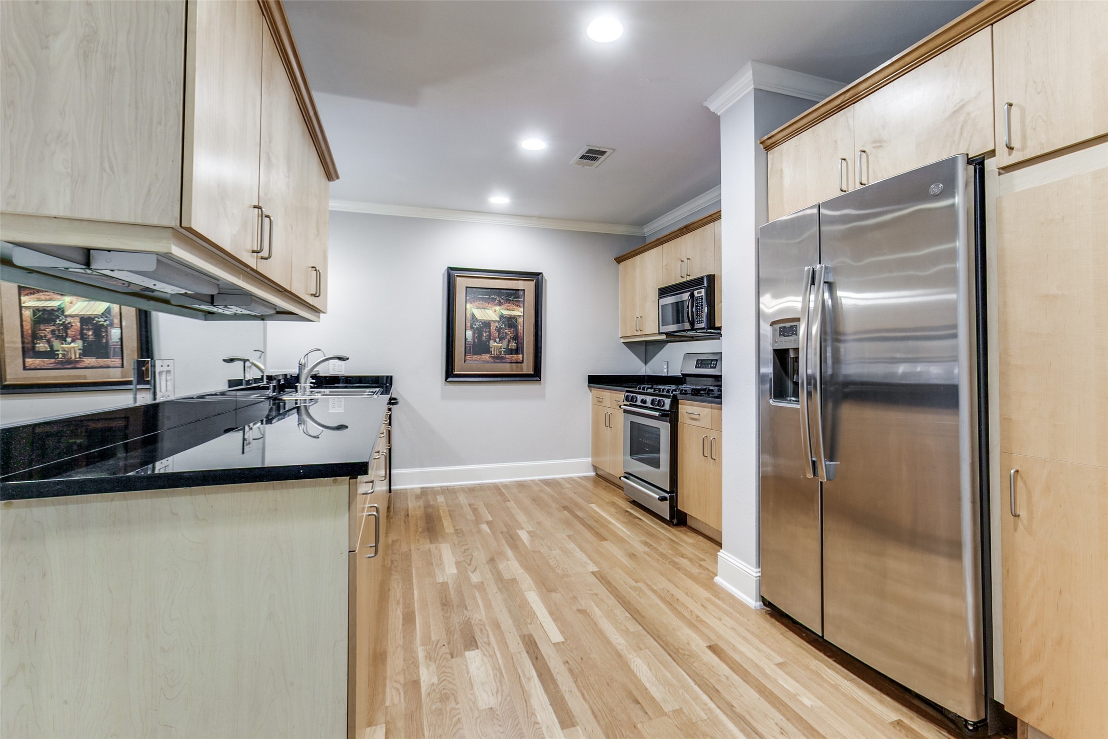 5055 Addison Circle Addison TX 75001