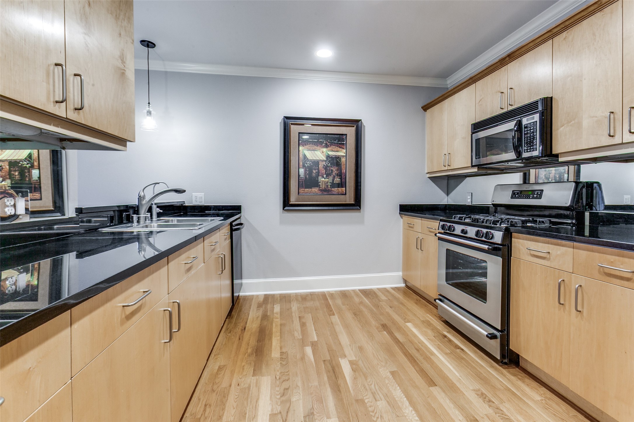 5055 Addison Circle Addison TX 75001
