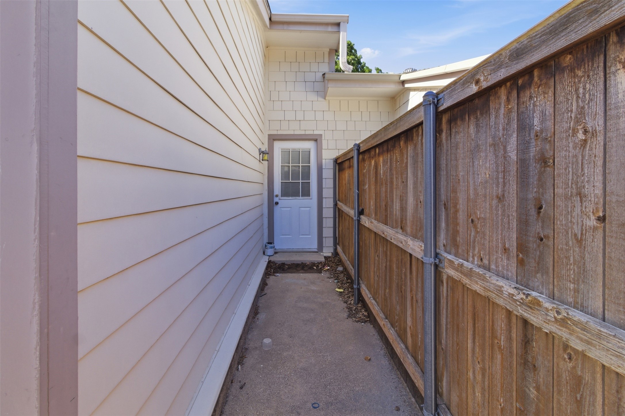 13610 Brookgreen Drive Dallas TX 75240