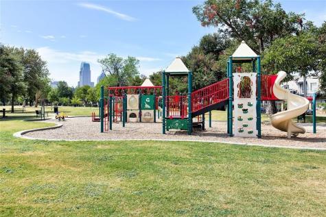 1510 N Washington Avenue Dallas TX 75204