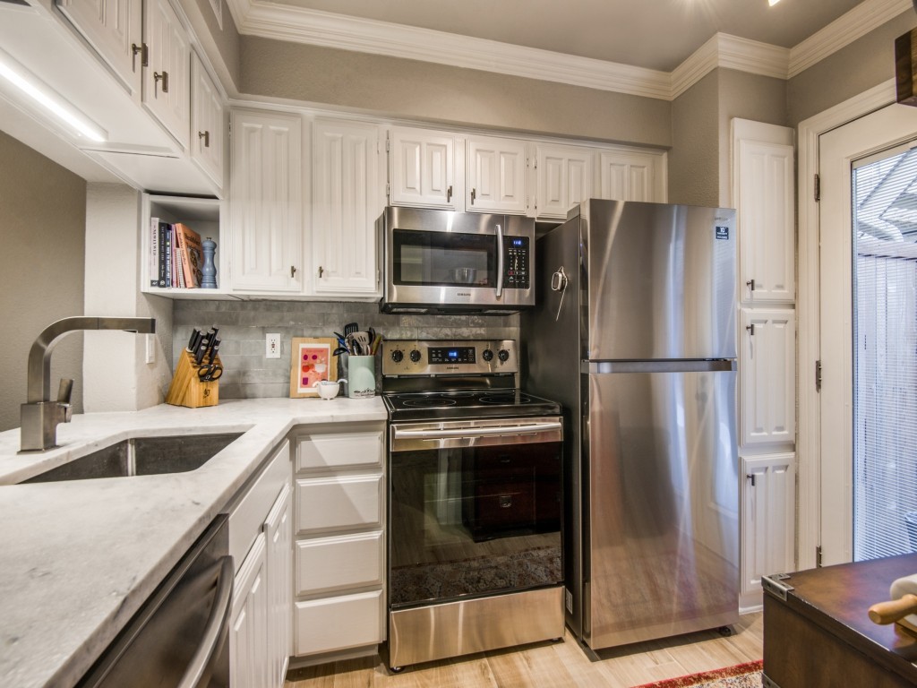5200 Martel Avenue Dallas TX 75206