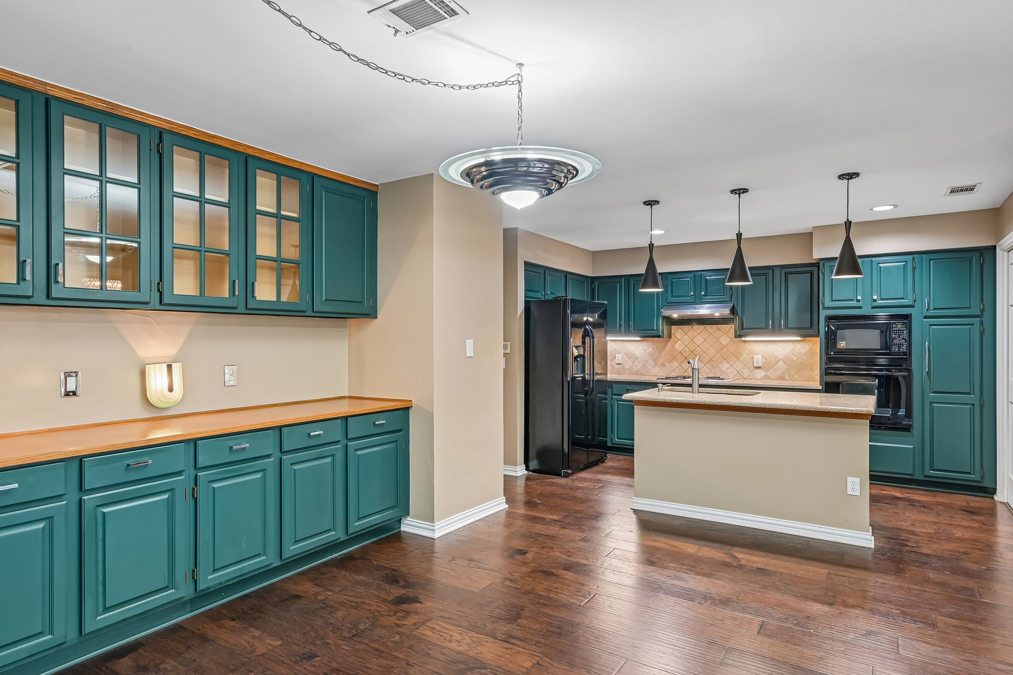 17905 Windflower Way Dallas TX 75252