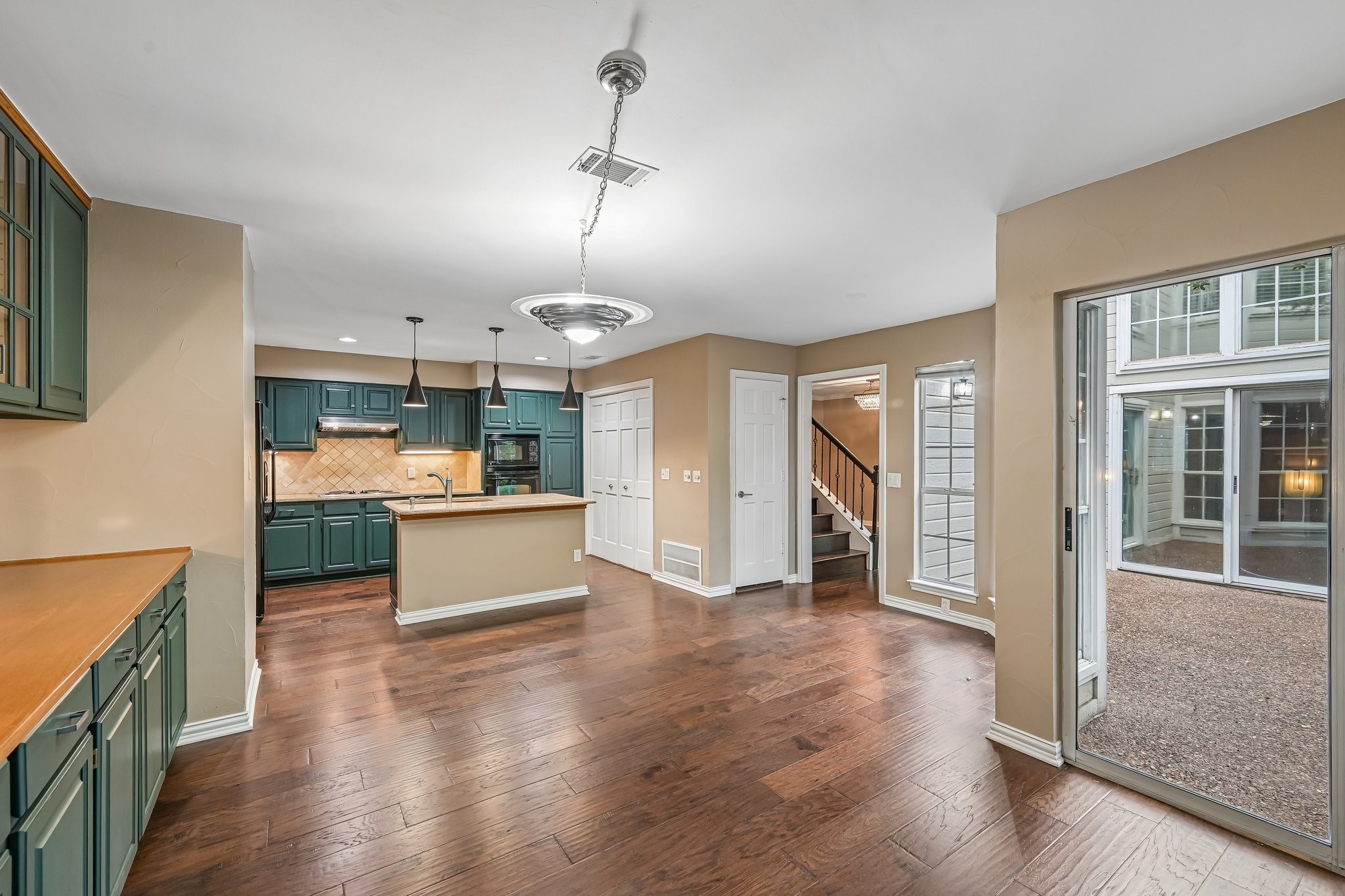 17905 Windflower Way Dallas TX 75252