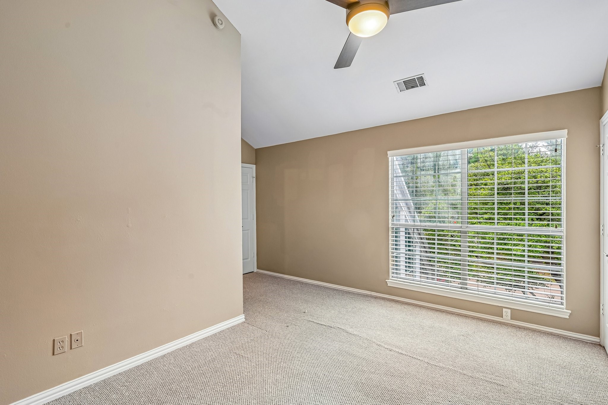 17905 Windflower Way Dallas TX 75252