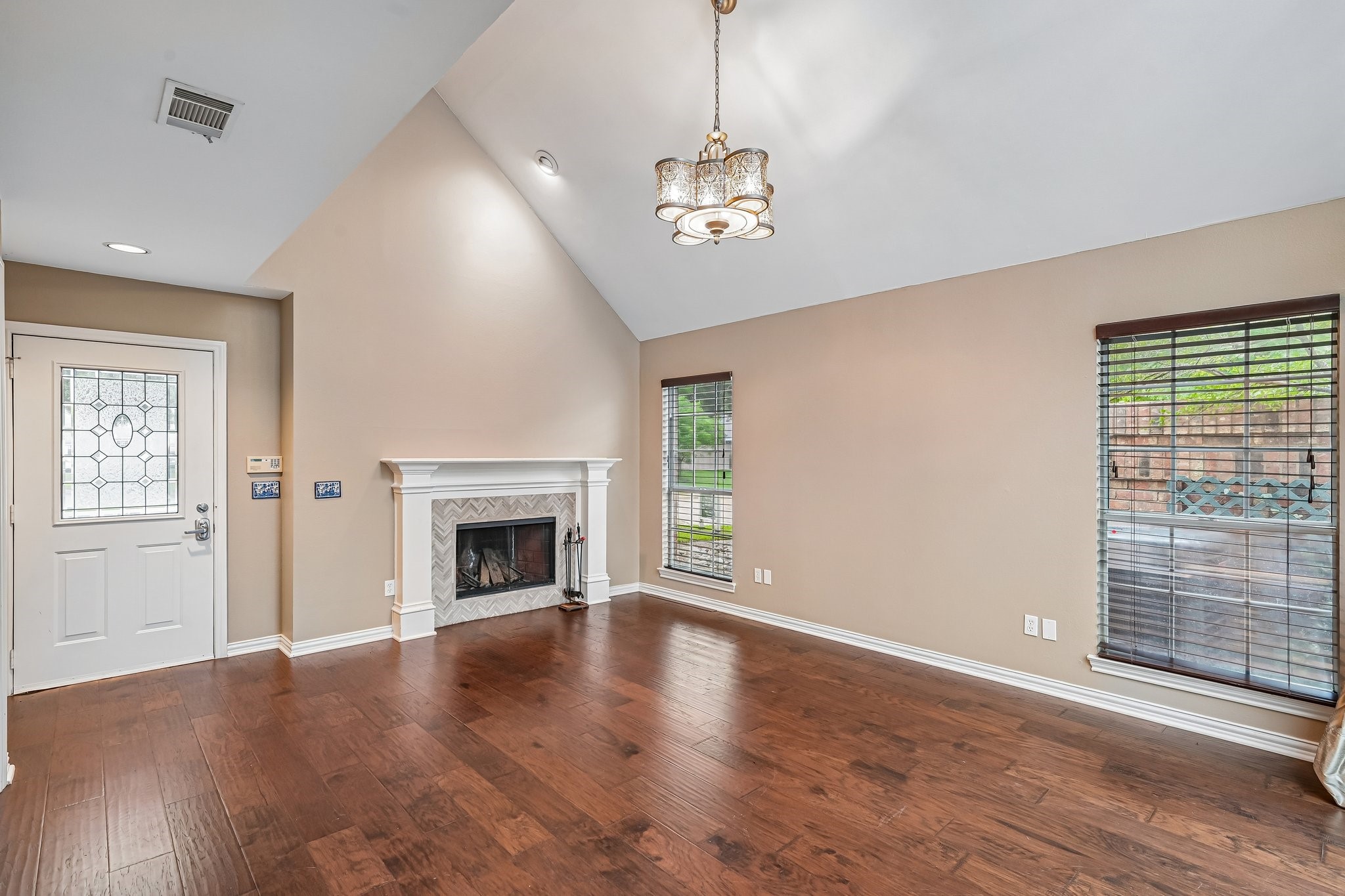17905 Windflower Way Dallas TX 75252