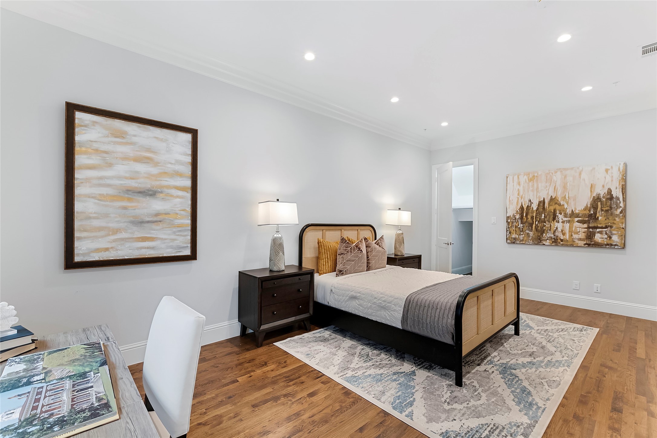 2804 Thomas Avenue Dallas TX 75204