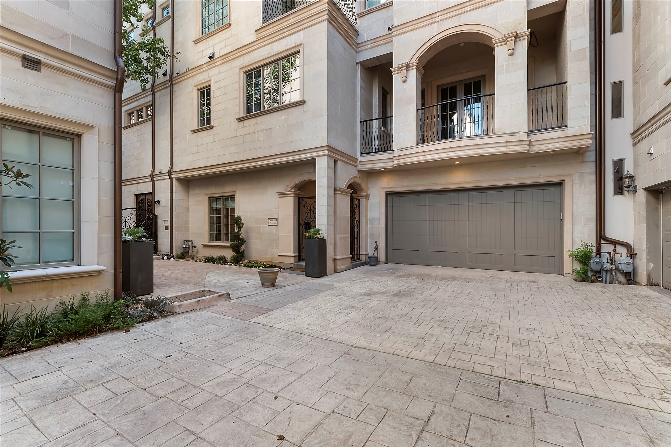2804 Thomas Avenue Dallas TX 75204