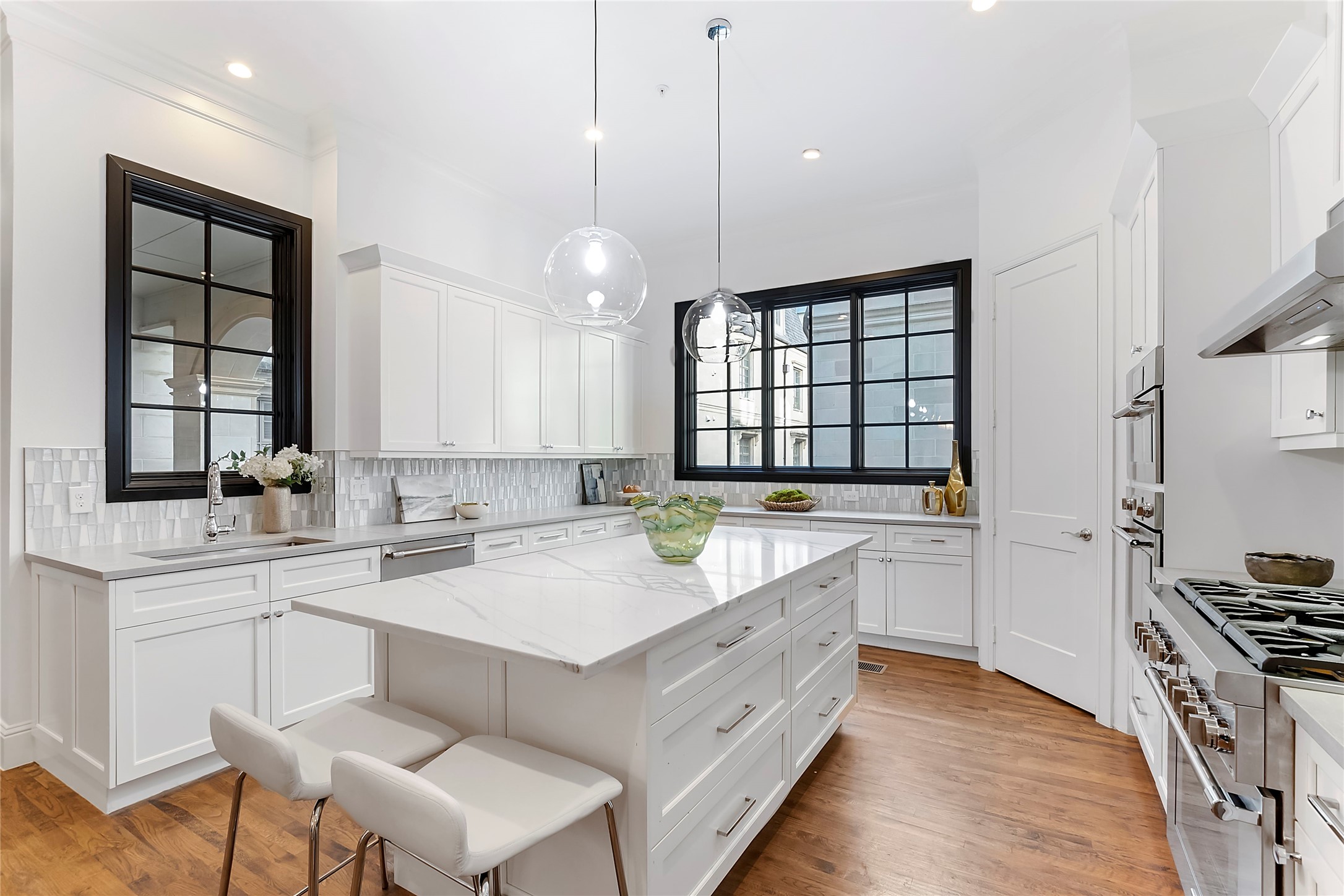 2804 Thomas Avenue Dallas TX 75204