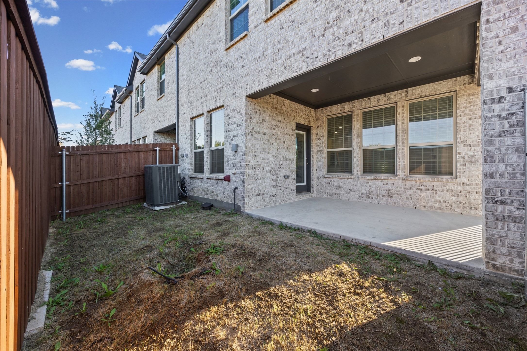 519 Sandiford Court Mansfield TX 76063