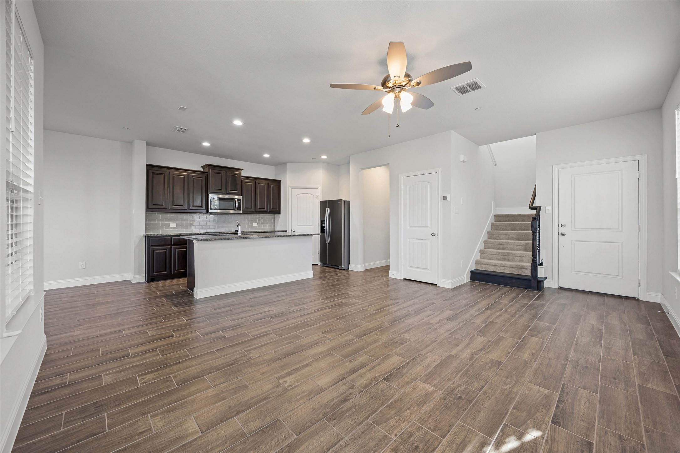 519 Sandiford Court Mansfield TX 76063