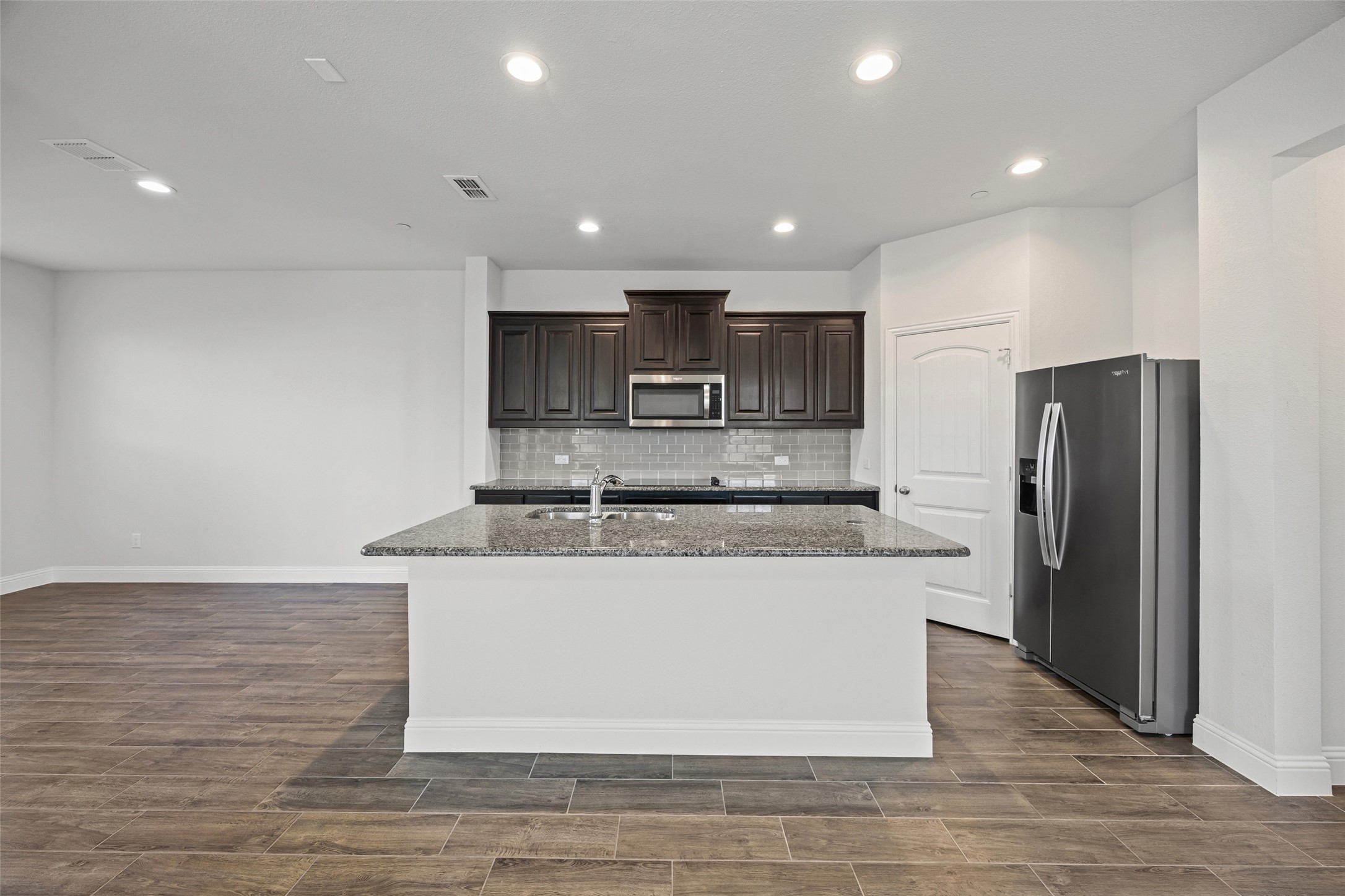 519 Sandiford Court Mansfield TX 76063