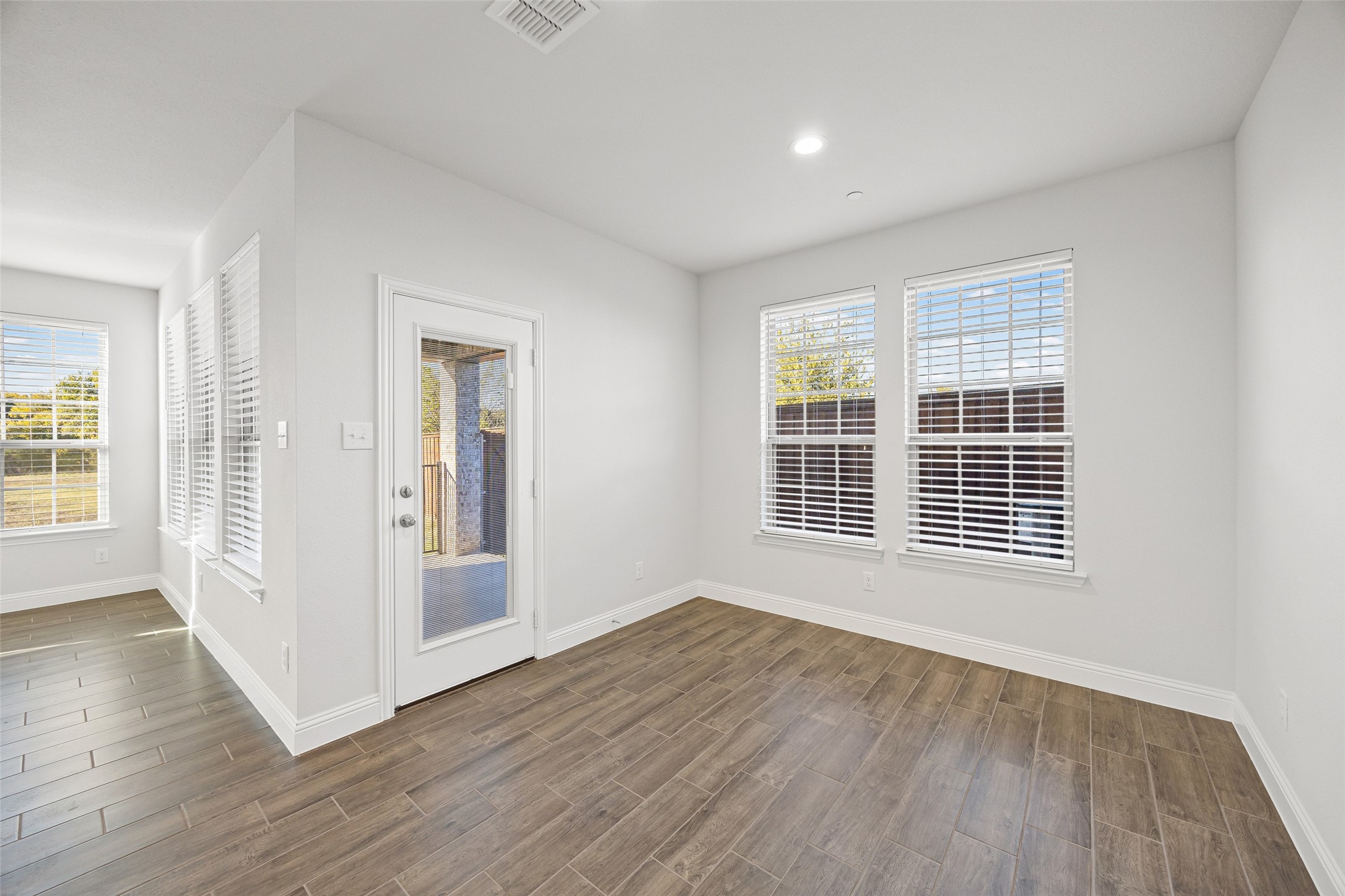 519 Sandiford Court Mansfield TX 76063