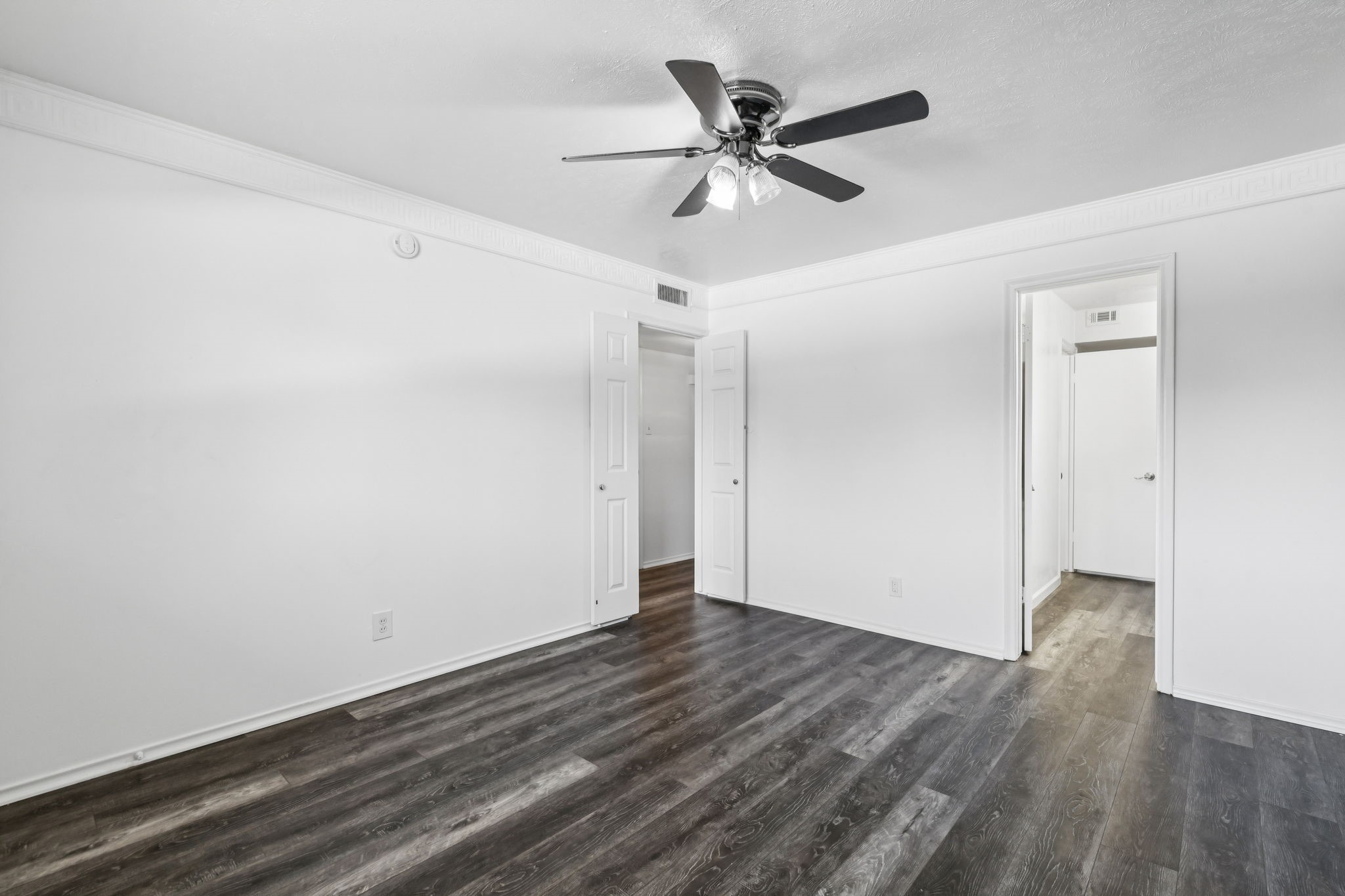 5014 Les Chateaux Drive Dallas TX 75235