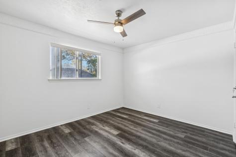 5014 Les Chateaux Drive Dallas TX 75235
