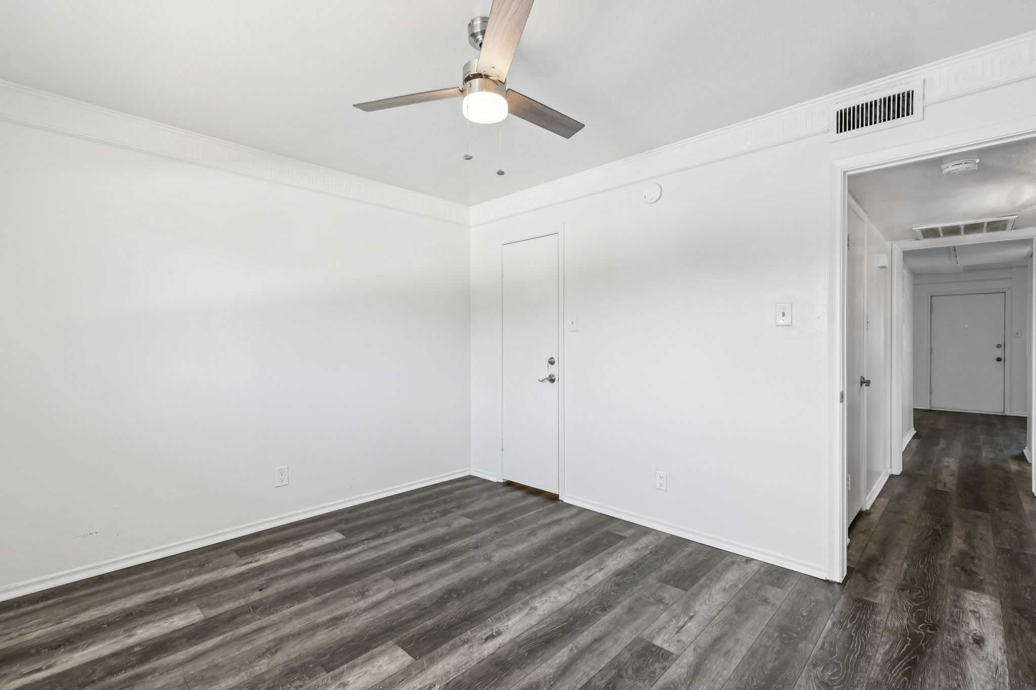 5014 Les Chateaux Drive Dallas TX 75235