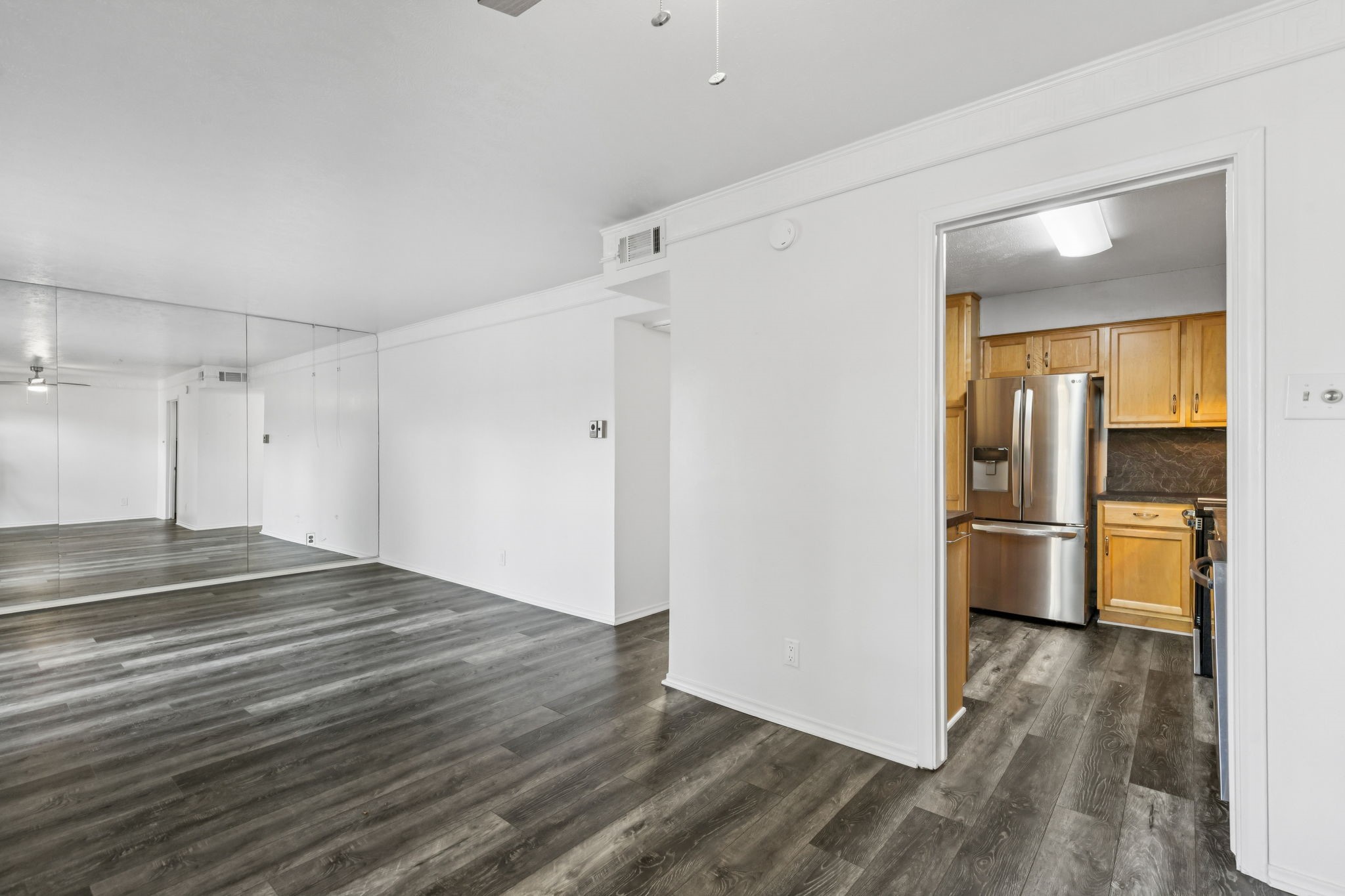 5014 Les Chateaux Drive Dallas TX 75235