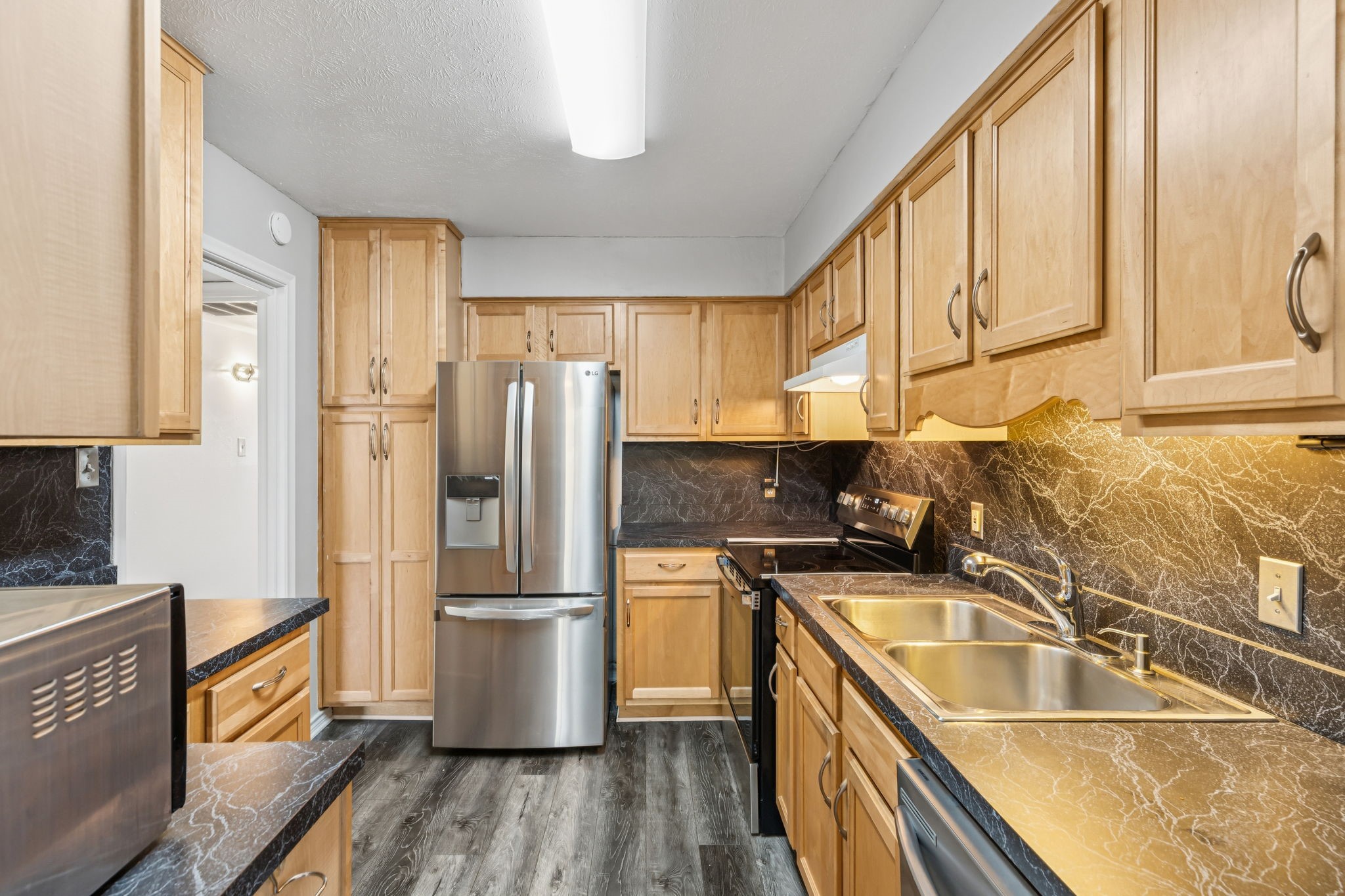 5014 Les Chateaux Drive Dallas TX 75235