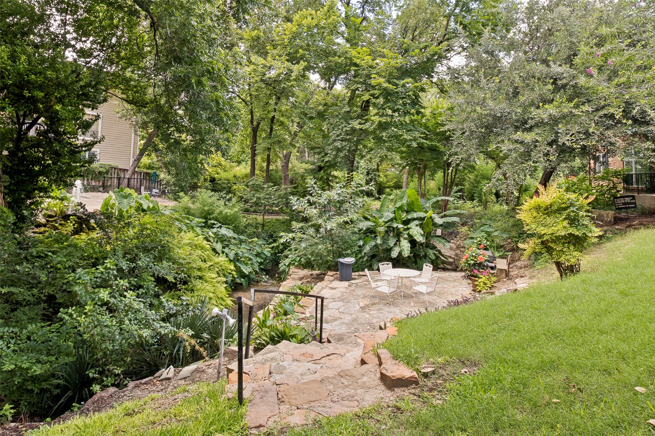 3031 Mahanna Springs Drive Dallas TX 75235