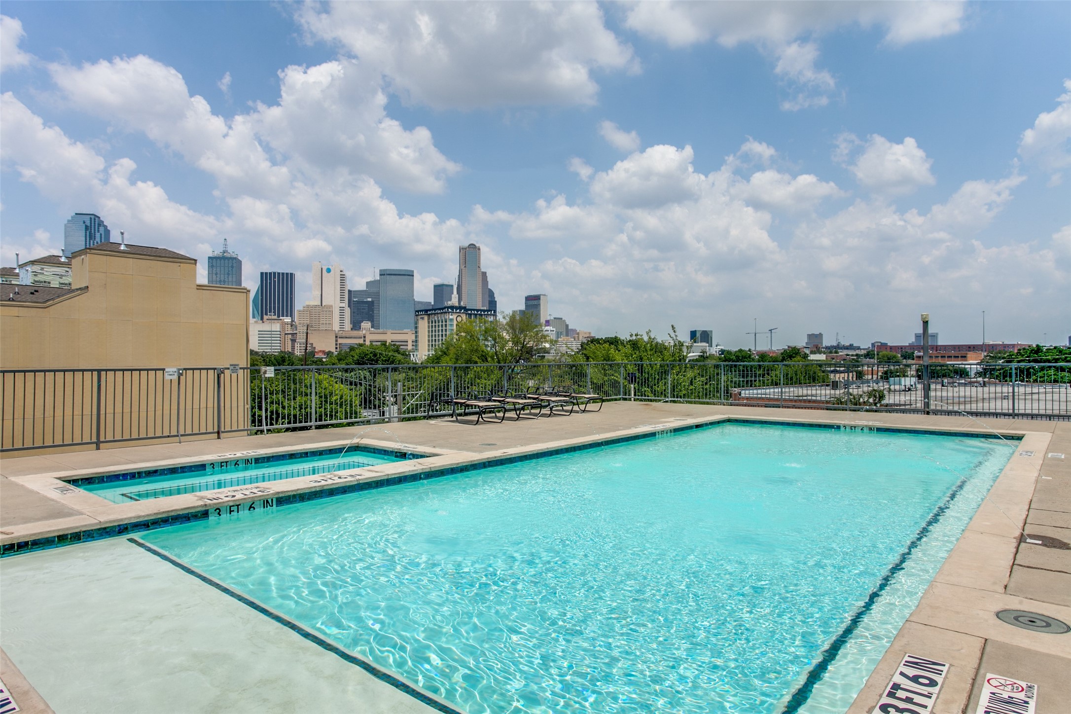 1001 Belleview Street Dallas TX 75215