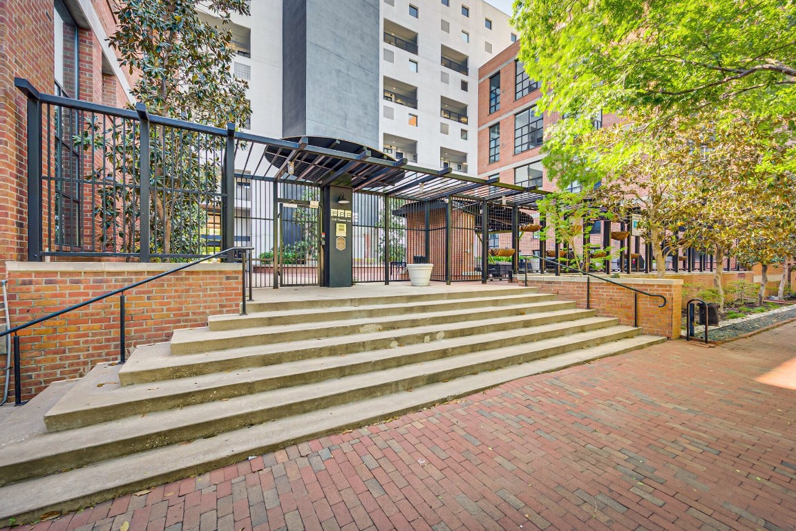 3110 Thomas Avenue Dallas TX 75204