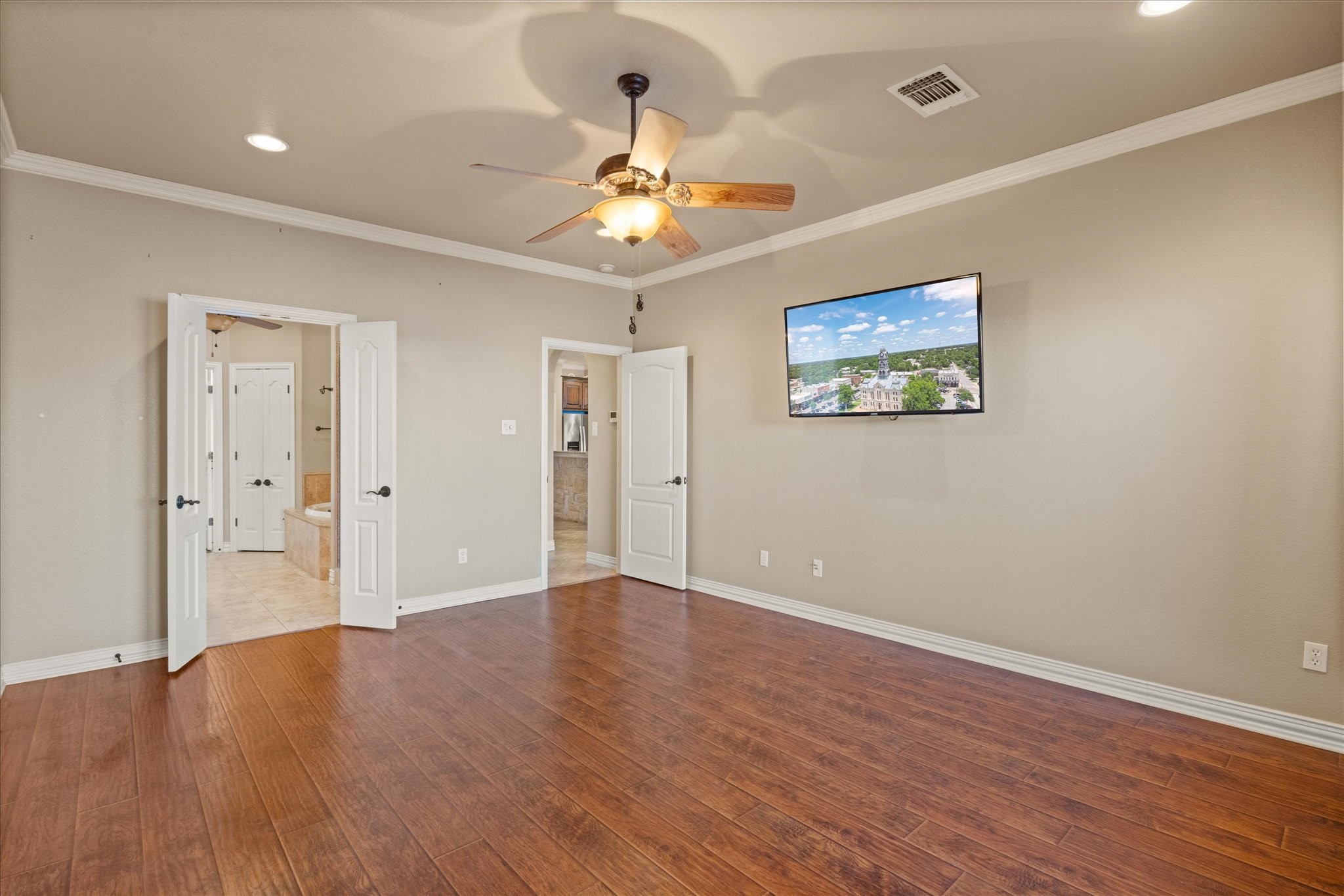 603 N Avalon Court Granbury TX 76048