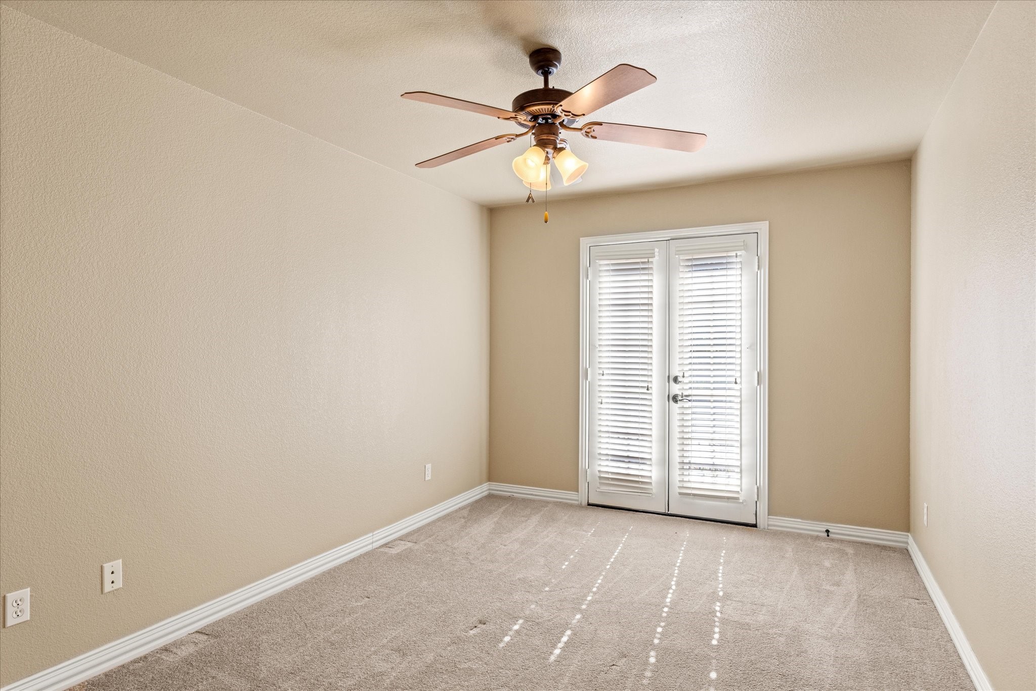 603 N Avalon Court Granbury TX 76048
