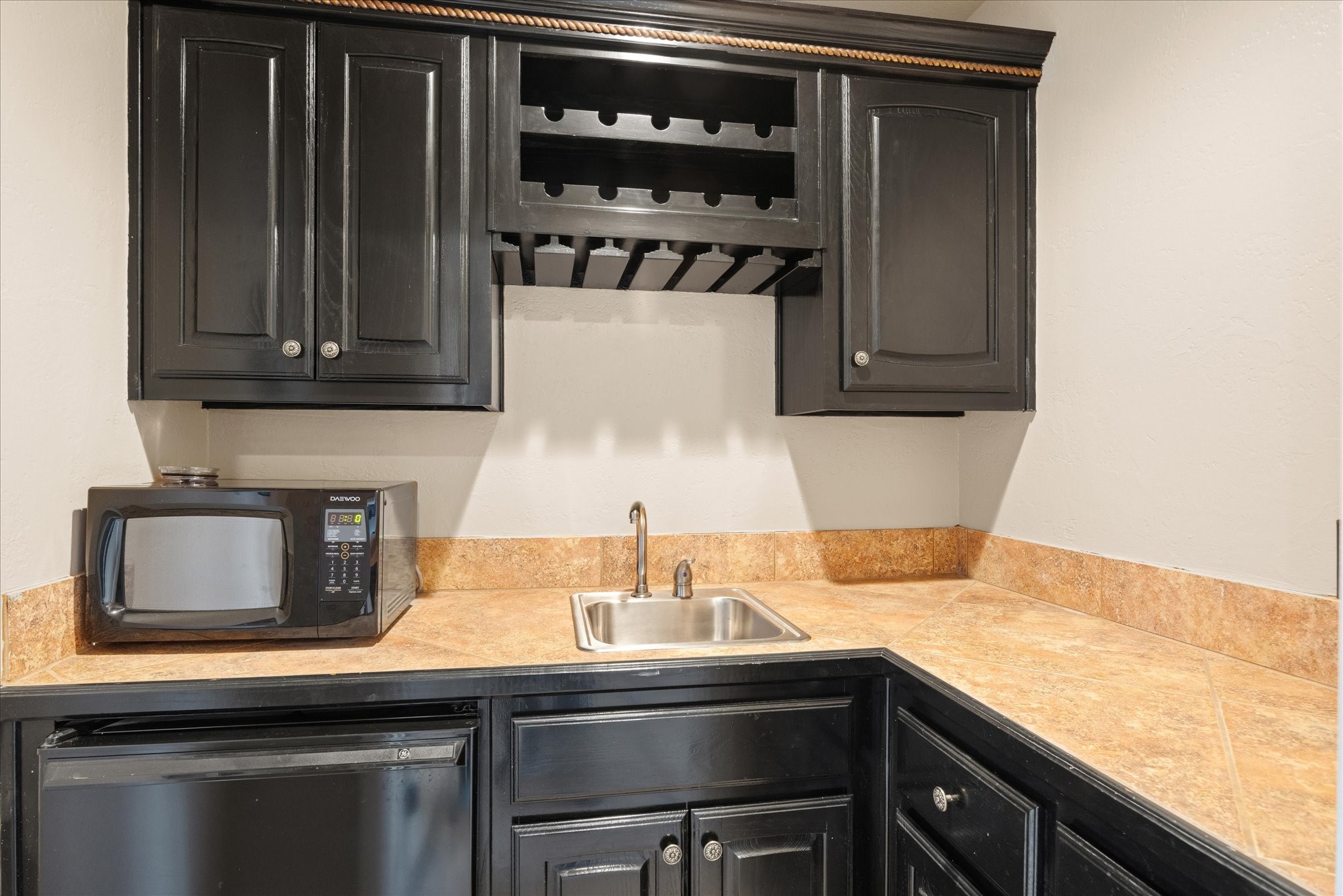 603 N Avalon Court Granbury TX 76048
