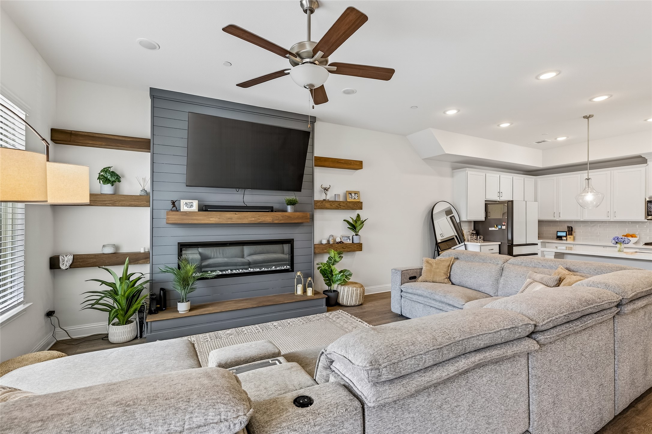 300 Colusa Drive Lewisville TX 75056