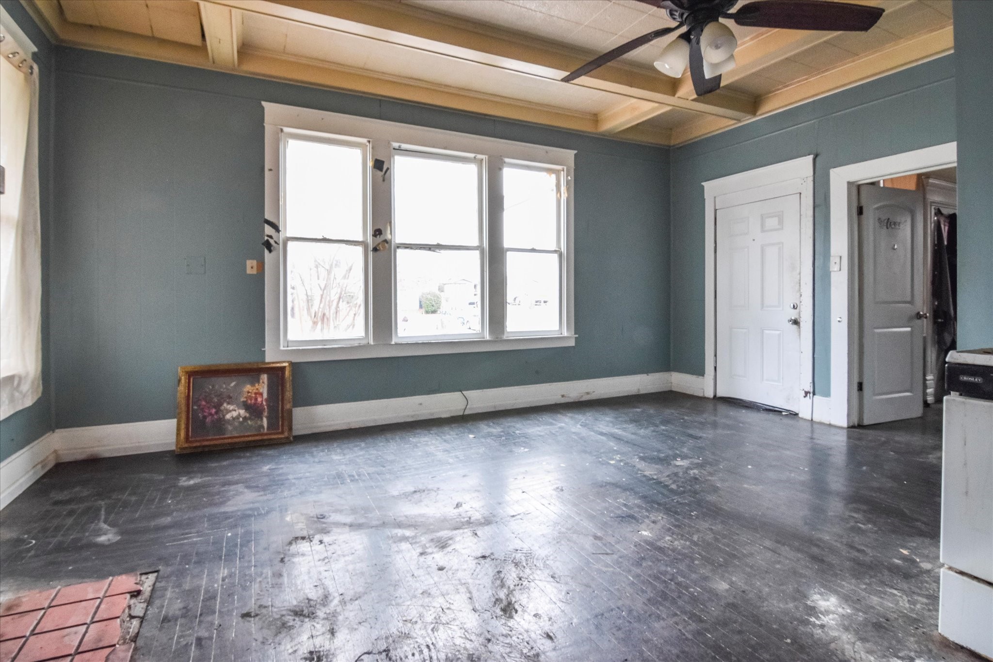 738 SW 1st Street Paris TX 75460