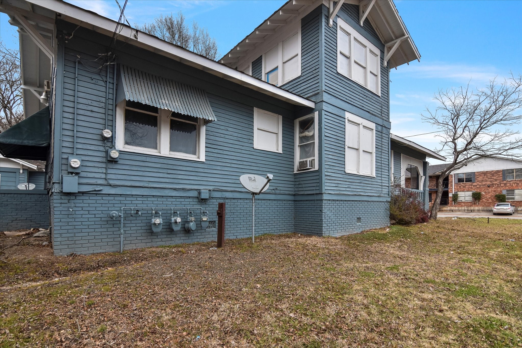 738 SW 1st Street Paris TX 75460