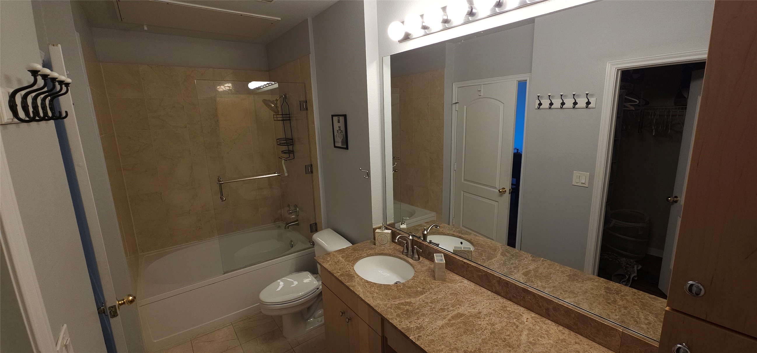 3225 Turtle Creek Boulevard Dallas TX 75219