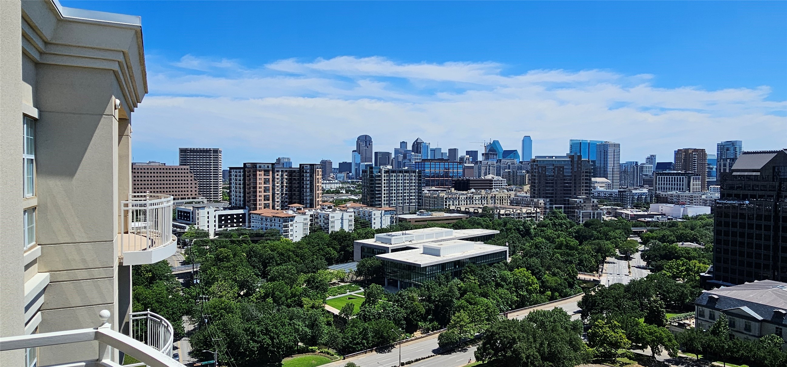 3225 Turtle Creek Boulevard Dallas TX 75219