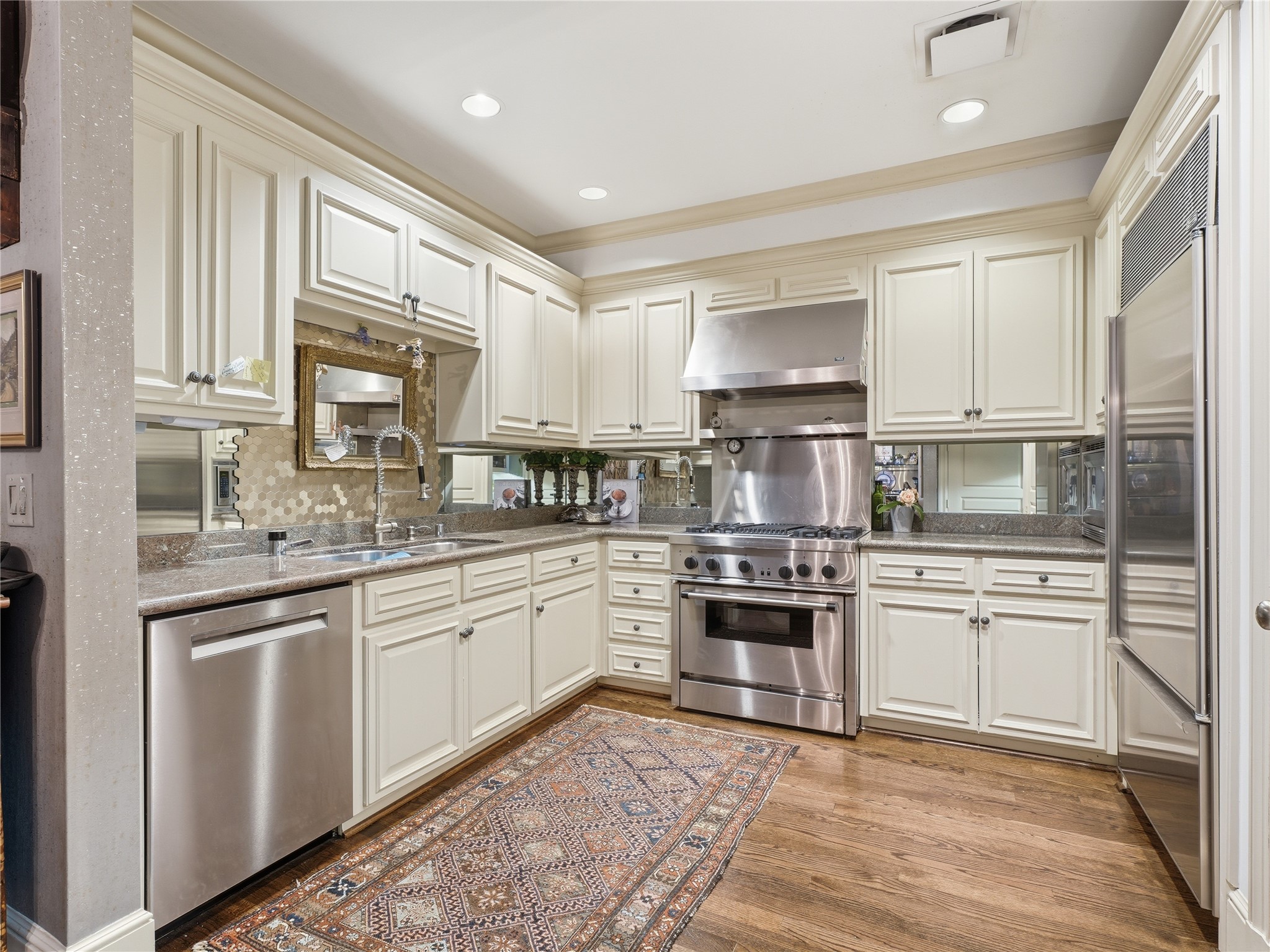 3505 Turtle Creek Boulevard Dallas TX 75219