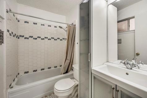 811 Pebble Beach Drive Garland TX 75043