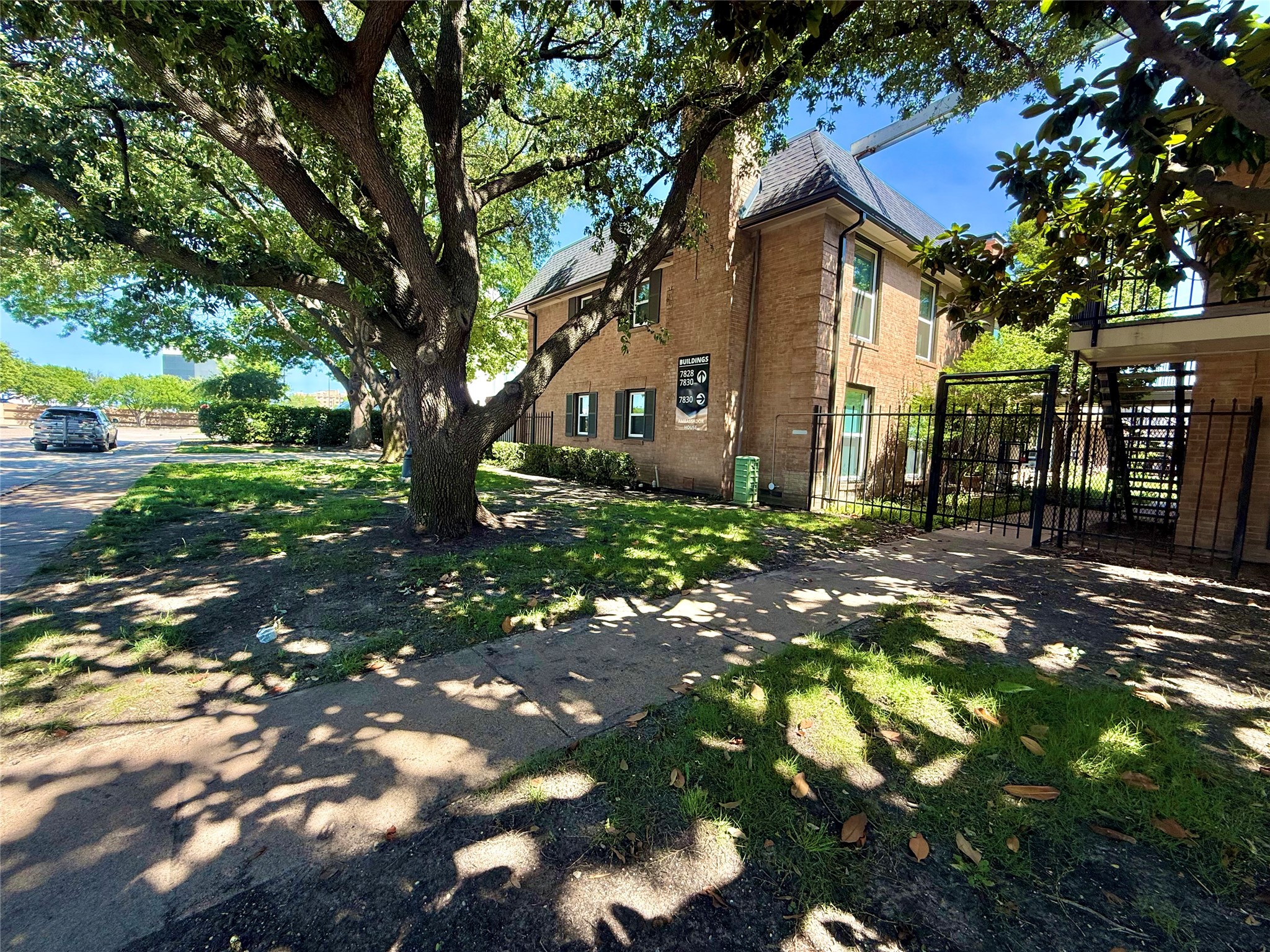 7830 Meadow Park Drive Dallas TX 75230